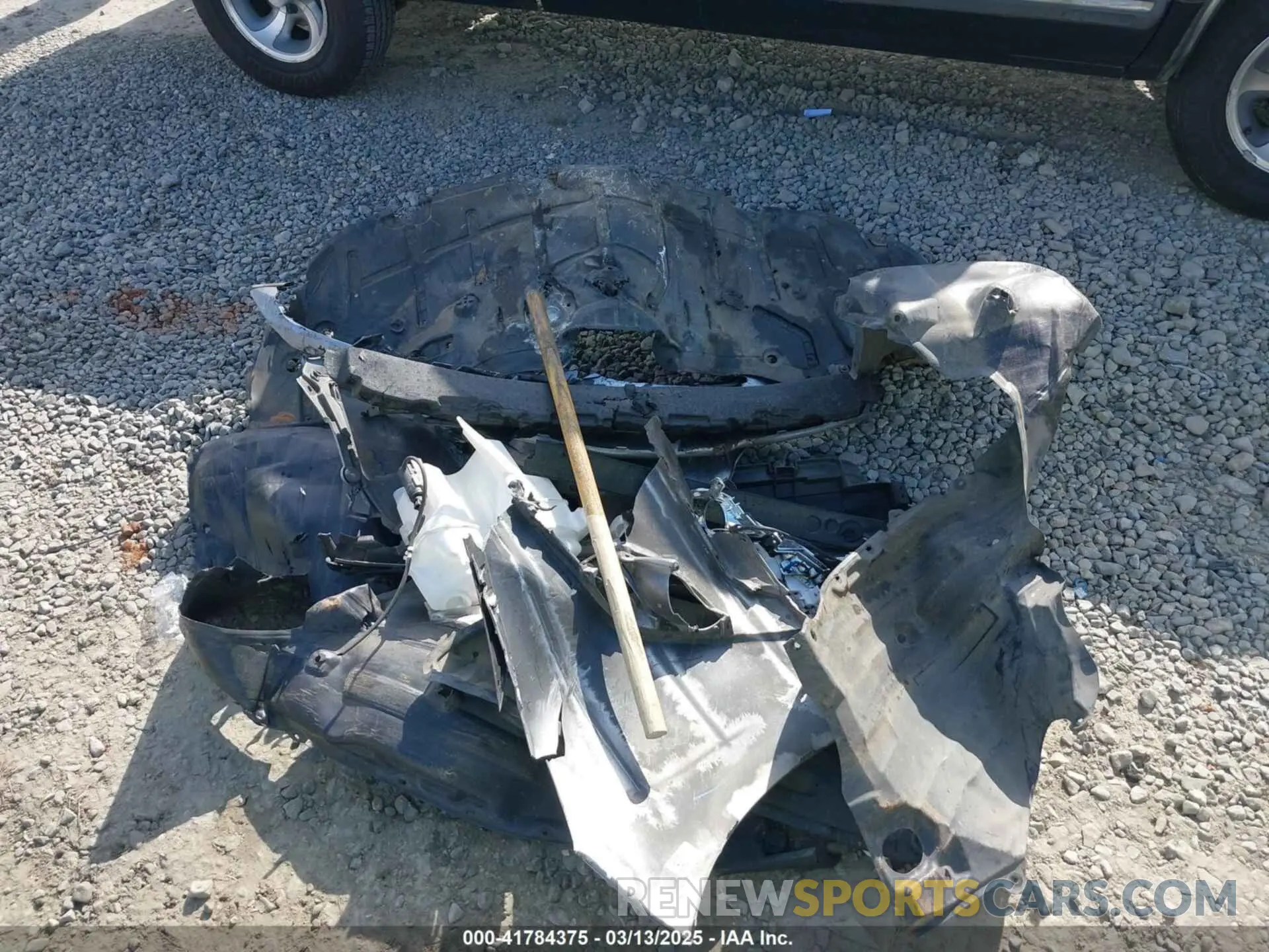 12 Photograph of a damaged car 4T1KZ1AK7LU044977 TOYOTA CAMRY 2020