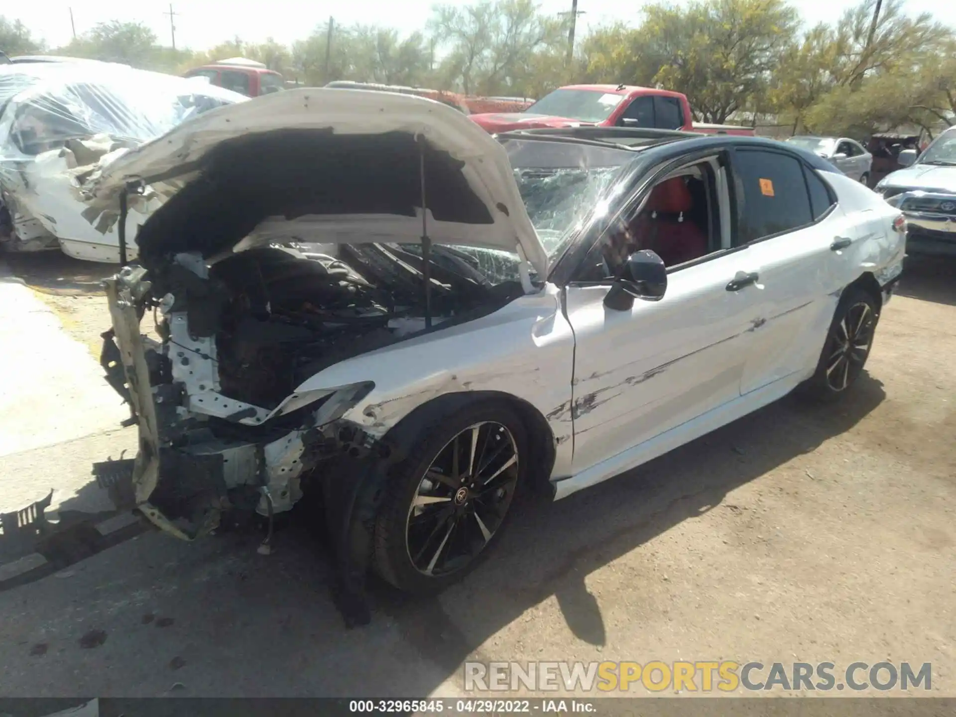 2 Photograph of a damaged car 4T1KZ1AK8LU046785 TOYOTA CAMRY 2020