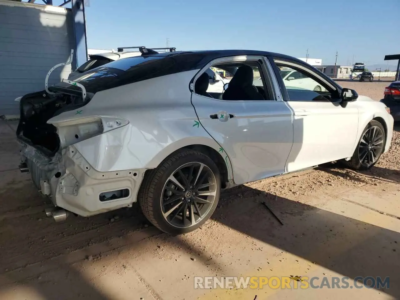 3 Photograph of a damaged car 4T1KZ1AK9LU034192 TOYOTA CAMRY 2020