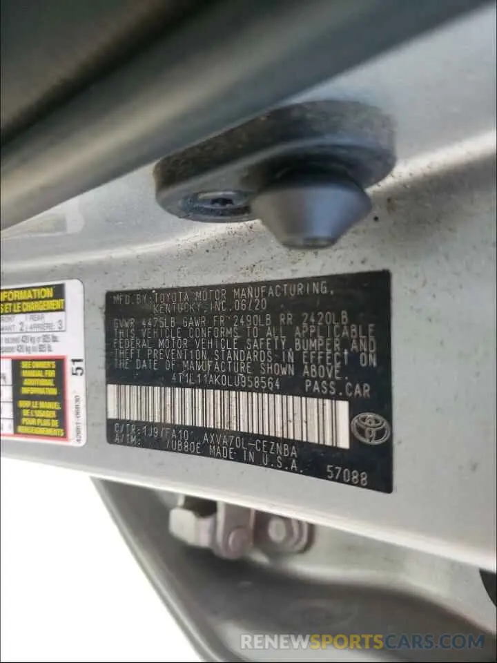 10 Photograph of a damaged car 4T1L11AK0LU958564 TOYOTA CAMRY 2020