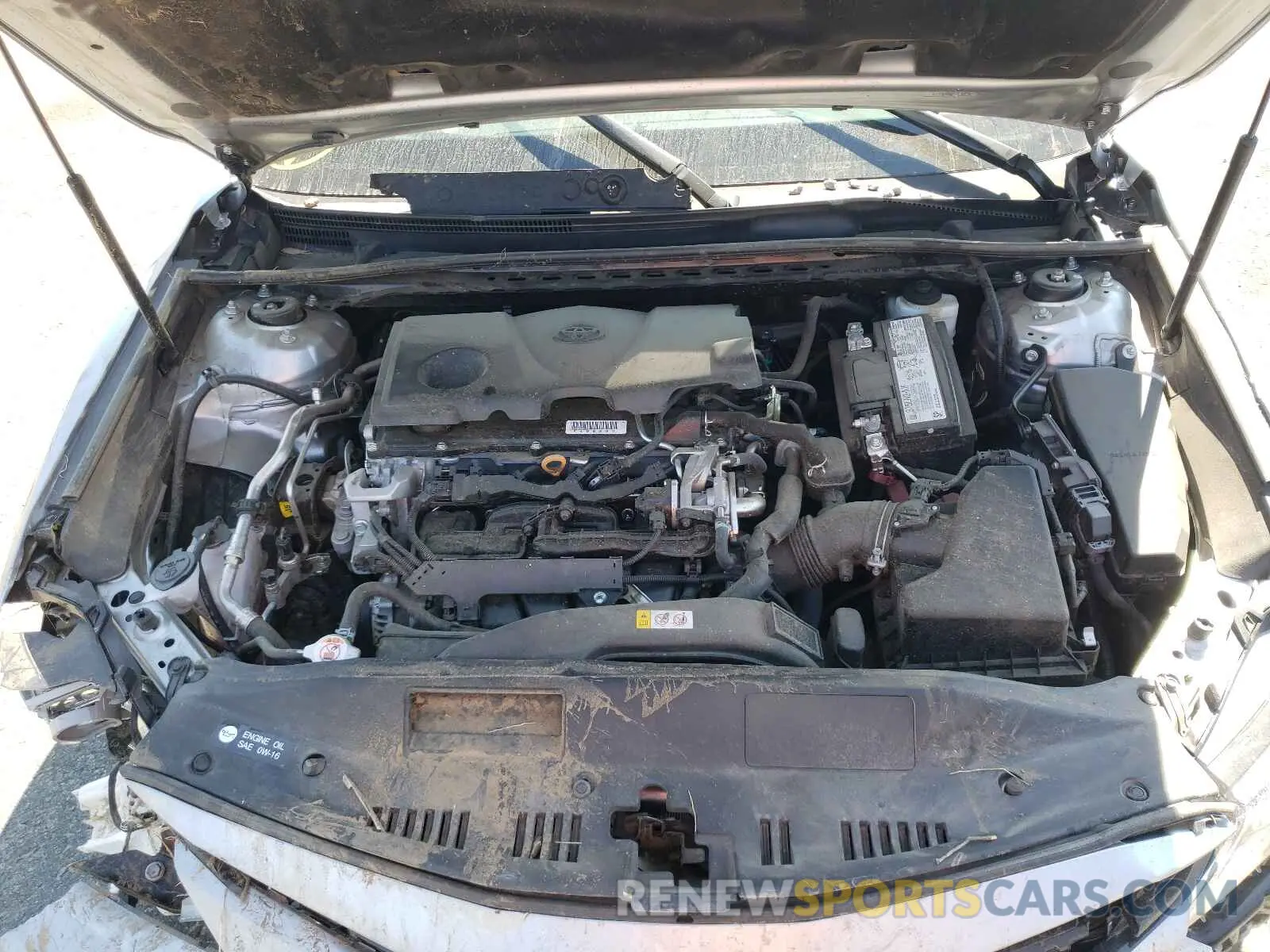 7 Photograph of a damaged car 4T1L11AK0LU958564 TOYOTA CAMRY 2020