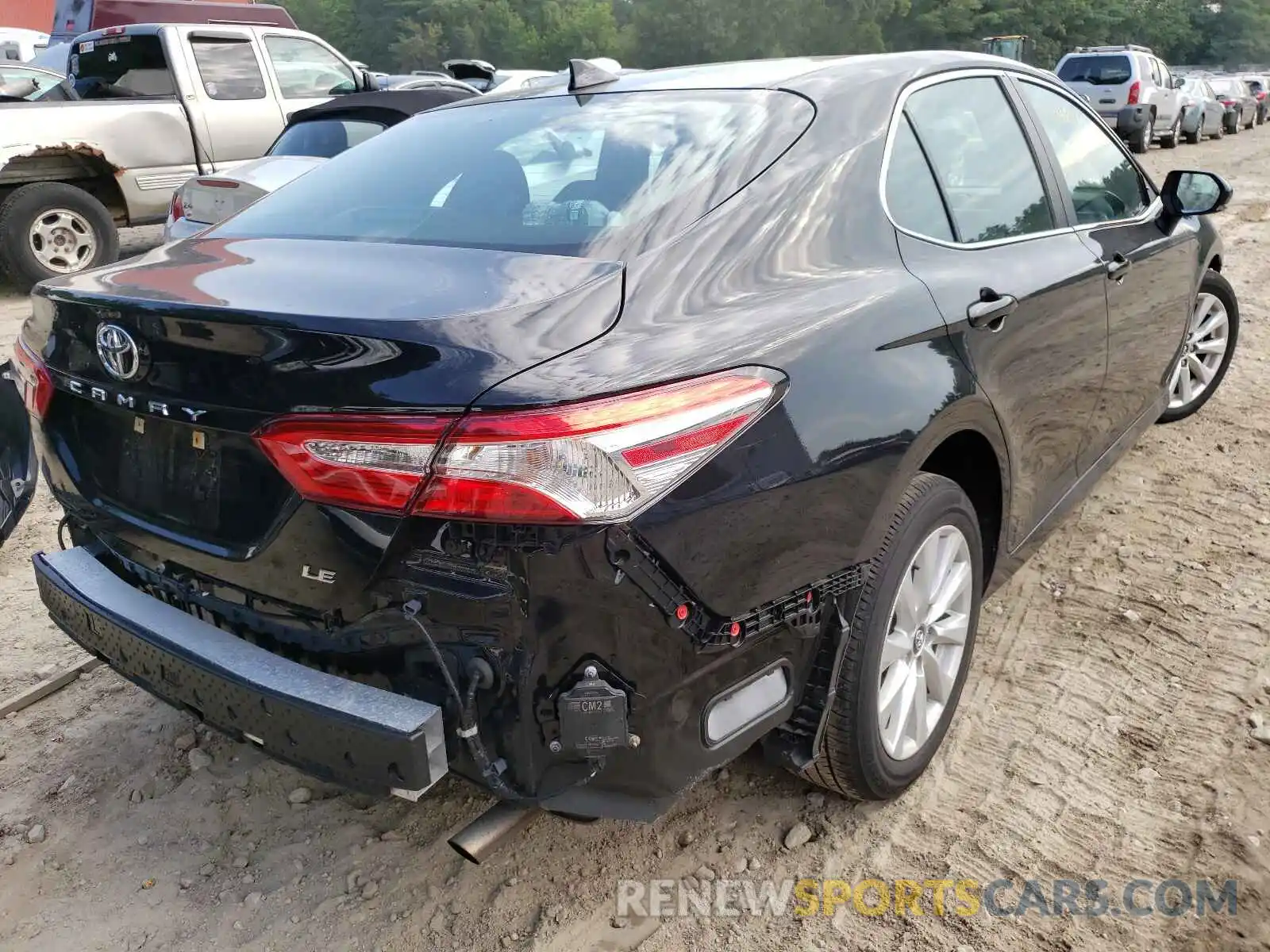 4 Photograph of a damaged car 4T1L11AK1LU304916 TOYOTA CAMRY 2020