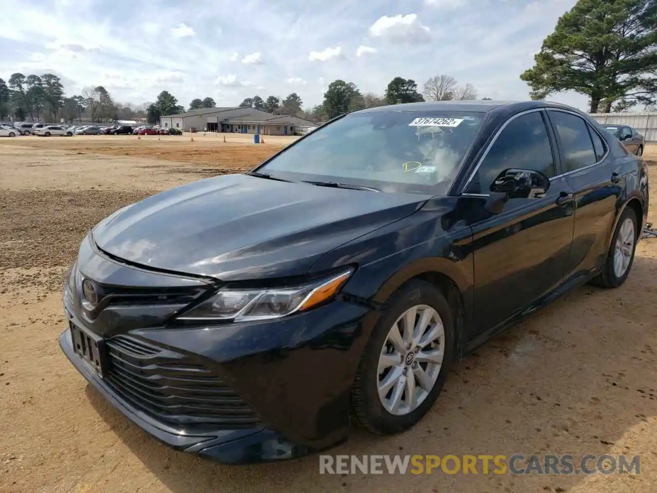 2 Photograph of a damaged car 4T1L11AK2LU341943 TOYOTA CAMRY 2020