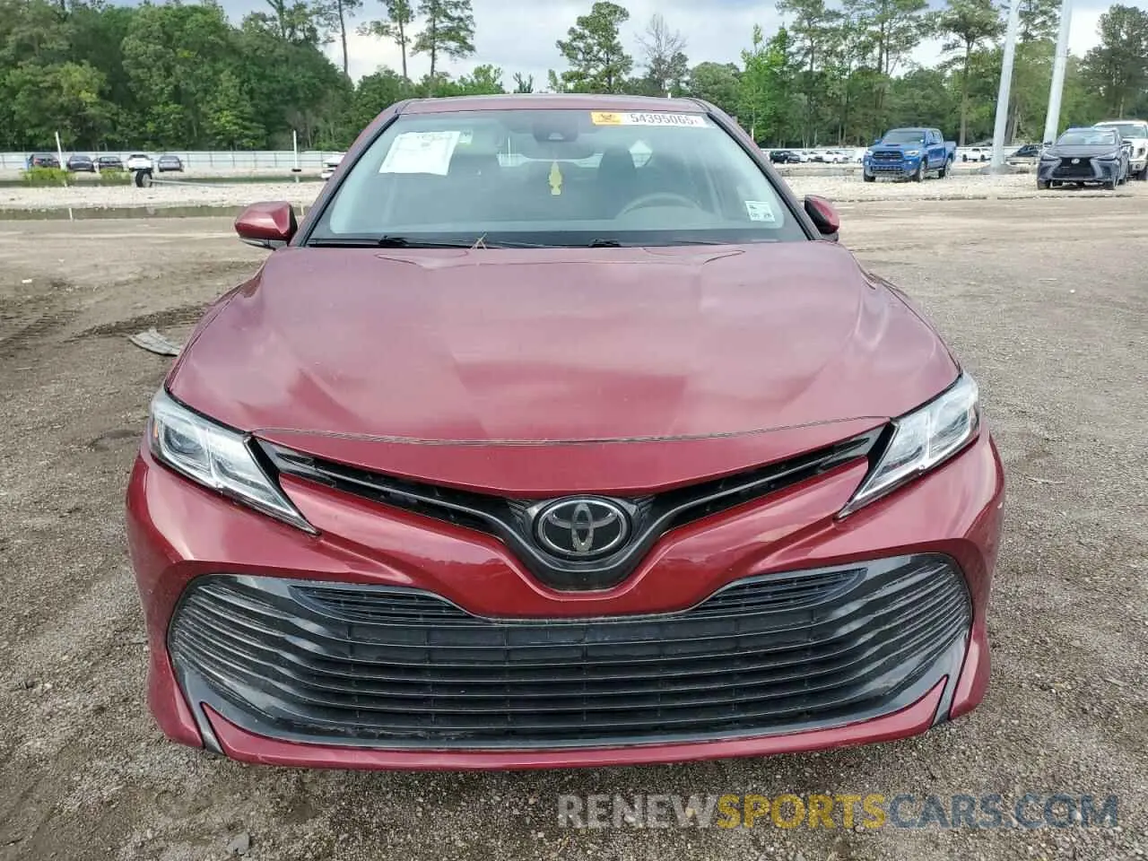 5 Photograph of a damaged car 4T1L11AK2LU500928 TOYOTA CAMRY 2020