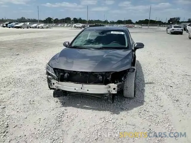 13 Photograph of a damaged car 4T1L11AK2LU871247 TOYOTA CAMRY 2020