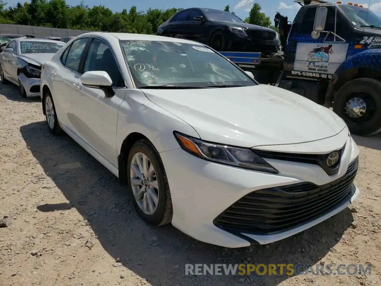 9 Photograph of a damaged car 4T1L11AK2LU874374 TOYOTA CAMRY 2020