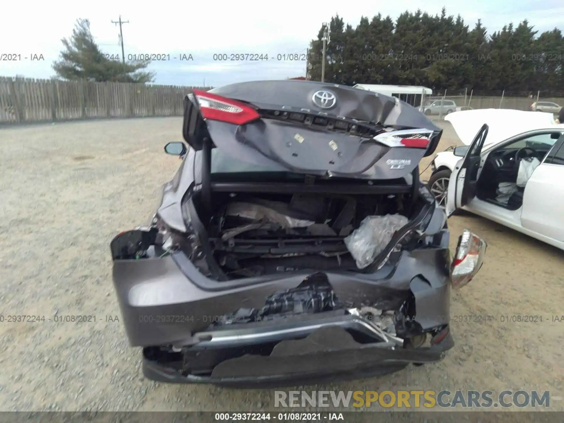 6 Photograph of a damaged car 4T1L11AK2LU996054 TOYOTA CAMRY 2020