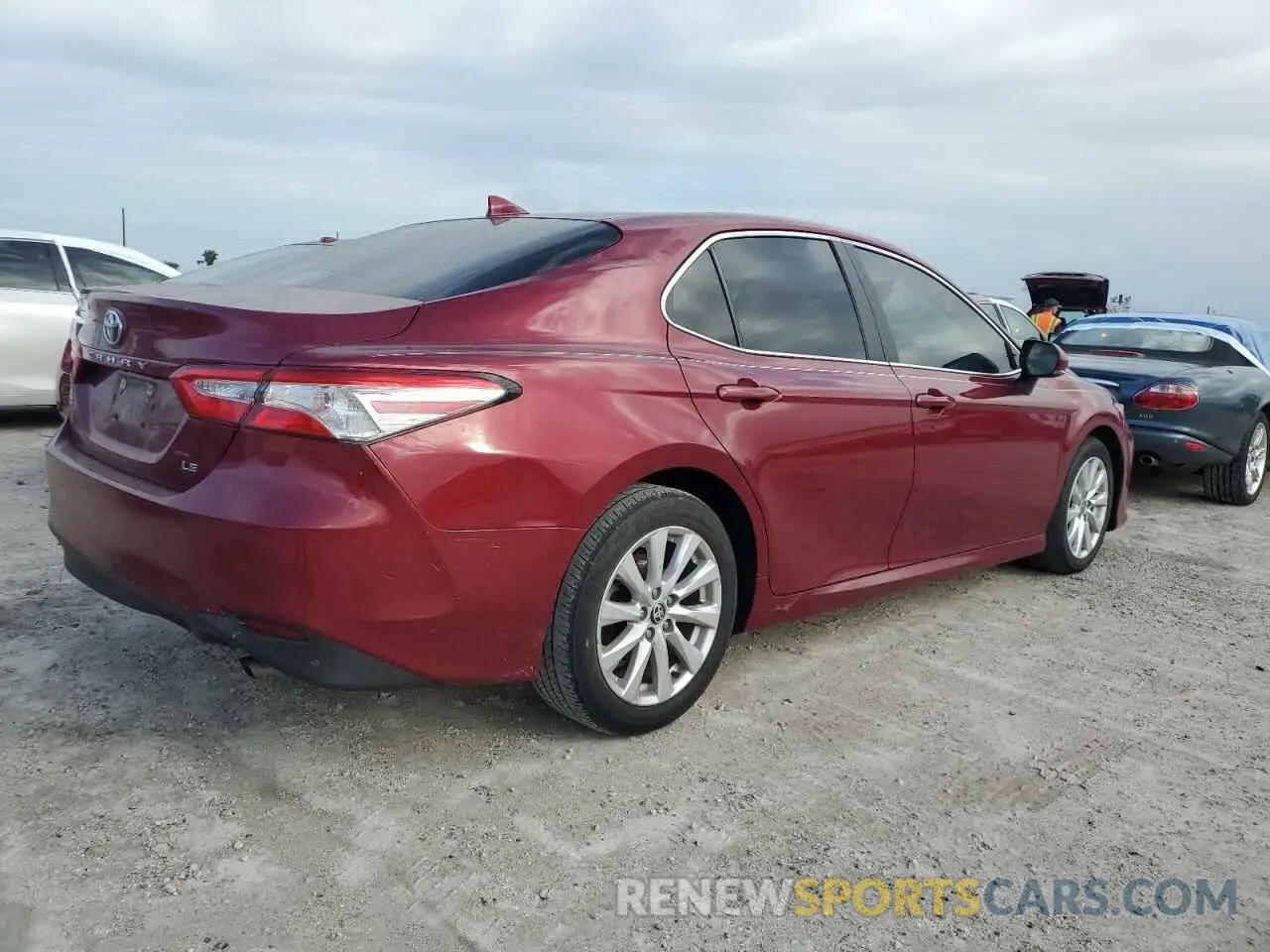 3 Photograph of a damaged car 4T1L11AK3LU357407 TOYOTA CAMRY 2020