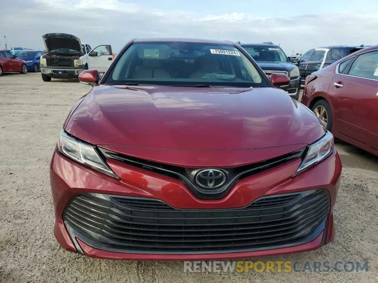 5 Photograph of a damaged car 4T1L11AK3LU357407 TOYOTA CAMRY 2020