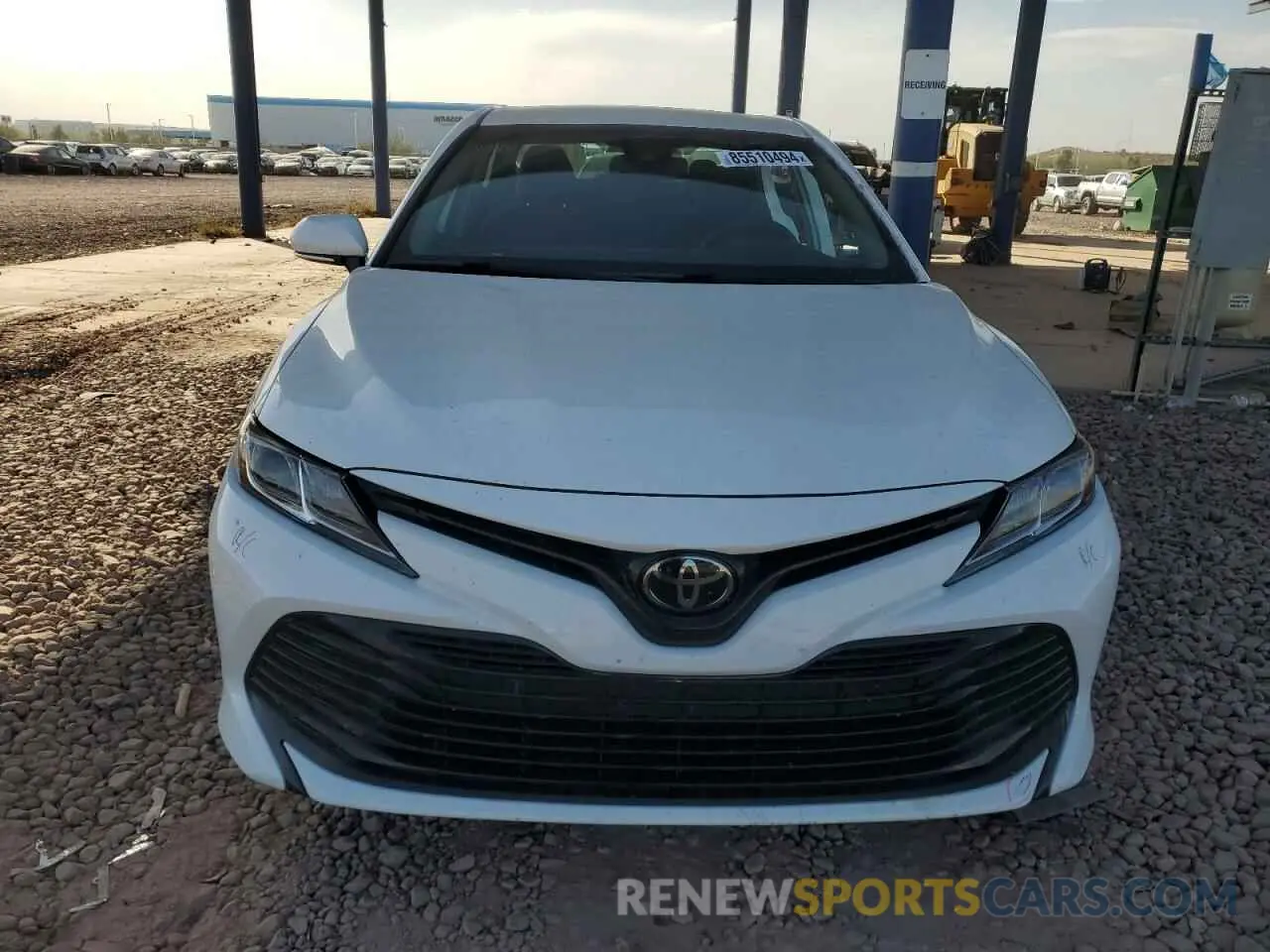 5 Photograph of a damaged car 4T1L11AK3LU862251 TOYOTA CAMRY 2020