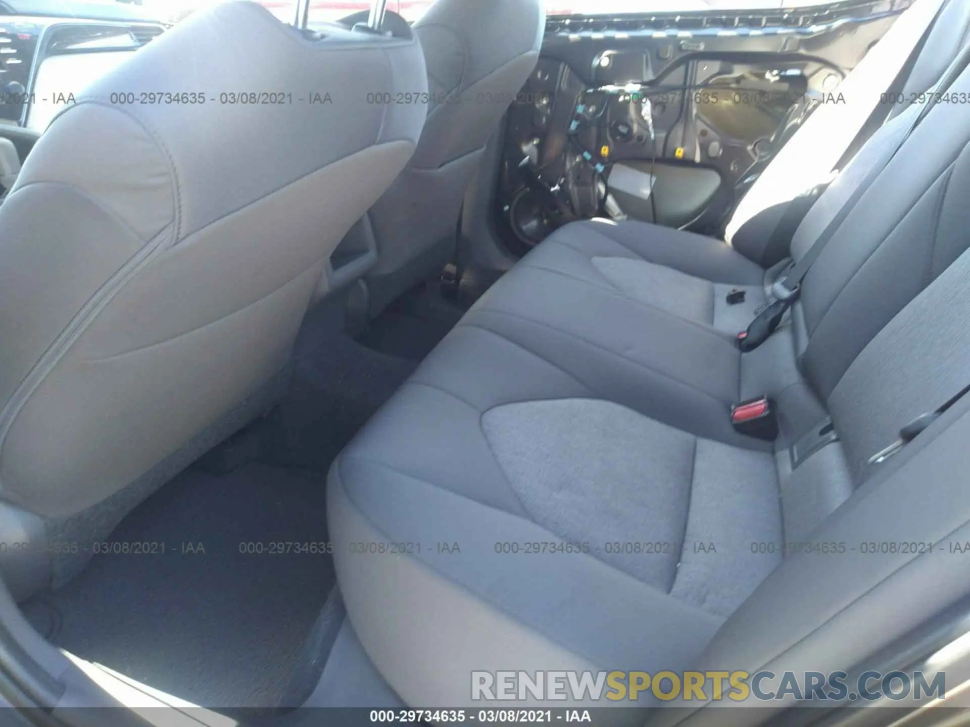 8 Photograph of a damaged car 4T1L11AK3LU882371 TOYOTA CAMRY 2020