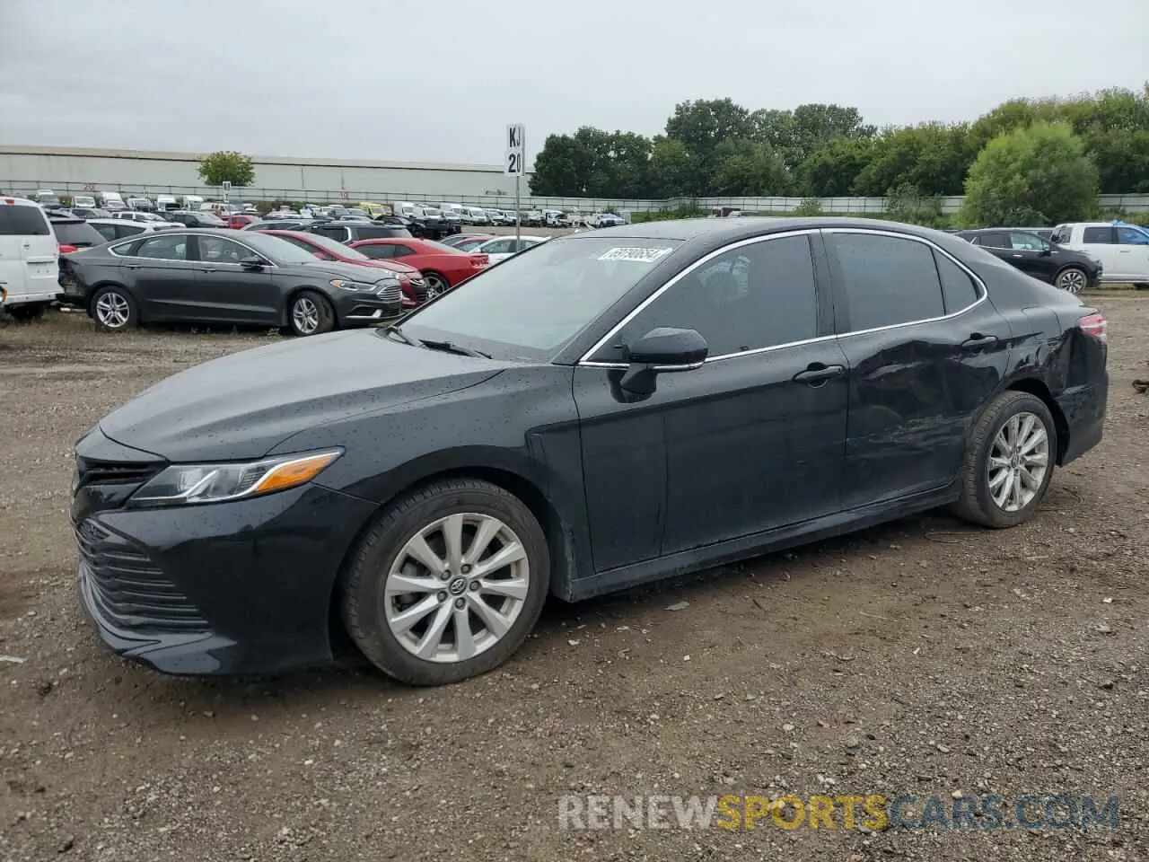 1 Photograph of a damaged car 4T1L11AK3LU886470 TOYOTA CAMRY 2020
