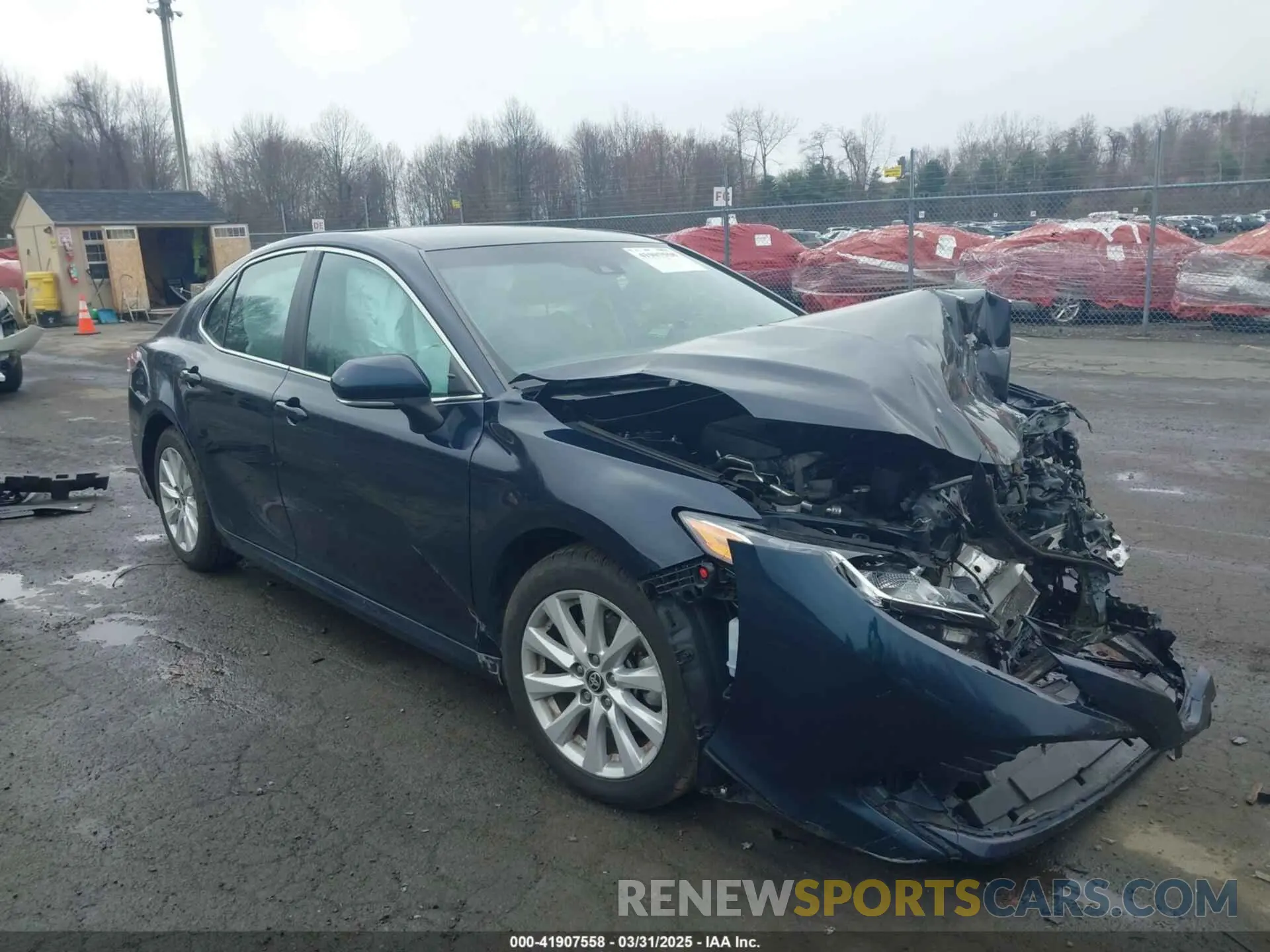 1 Photograph of a damaged car 4T1L11AK3LU977805 TOYOTA CAMRY 2020