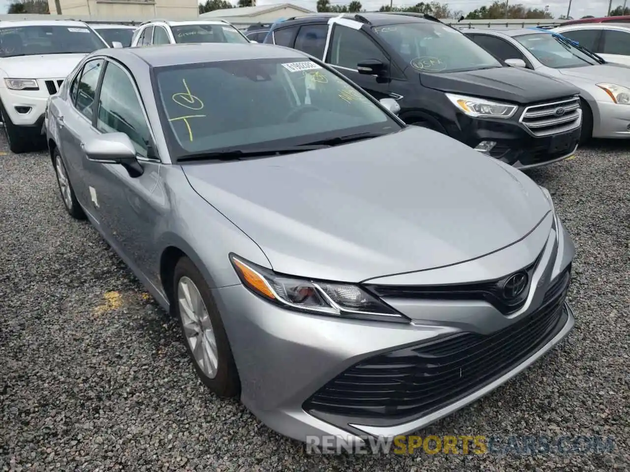 1 Photograph of a damaged car 4T1L11AK3LU977853 TOYOTA CAMRY 2020