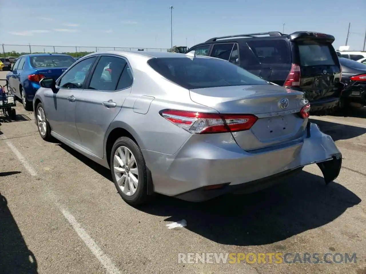 3 Photograph of a damaged car 4T1L11AK3LU990778 TOYOTA CAMRY 2020