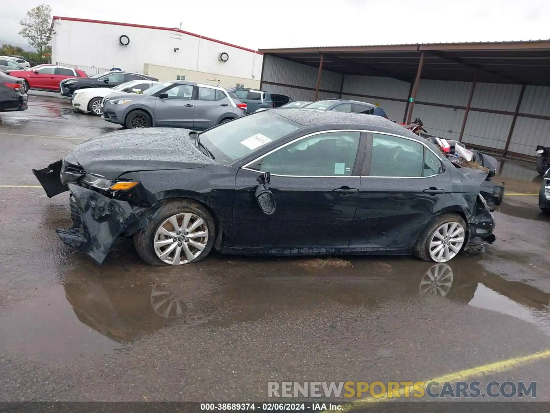 14 Photograph of a damaged car 4T1L11AK4LU351907 TOYOTA CAMRY 2020