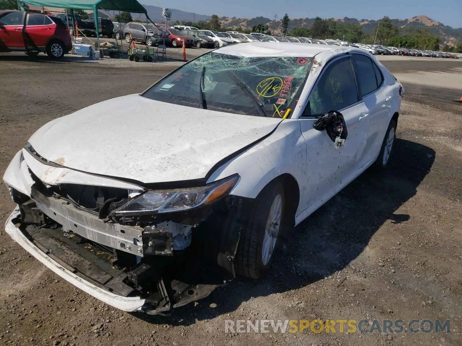 2 Photograph of a damaged car 4T1L11AK4LU964268 TOYOTA CAMRY 2020