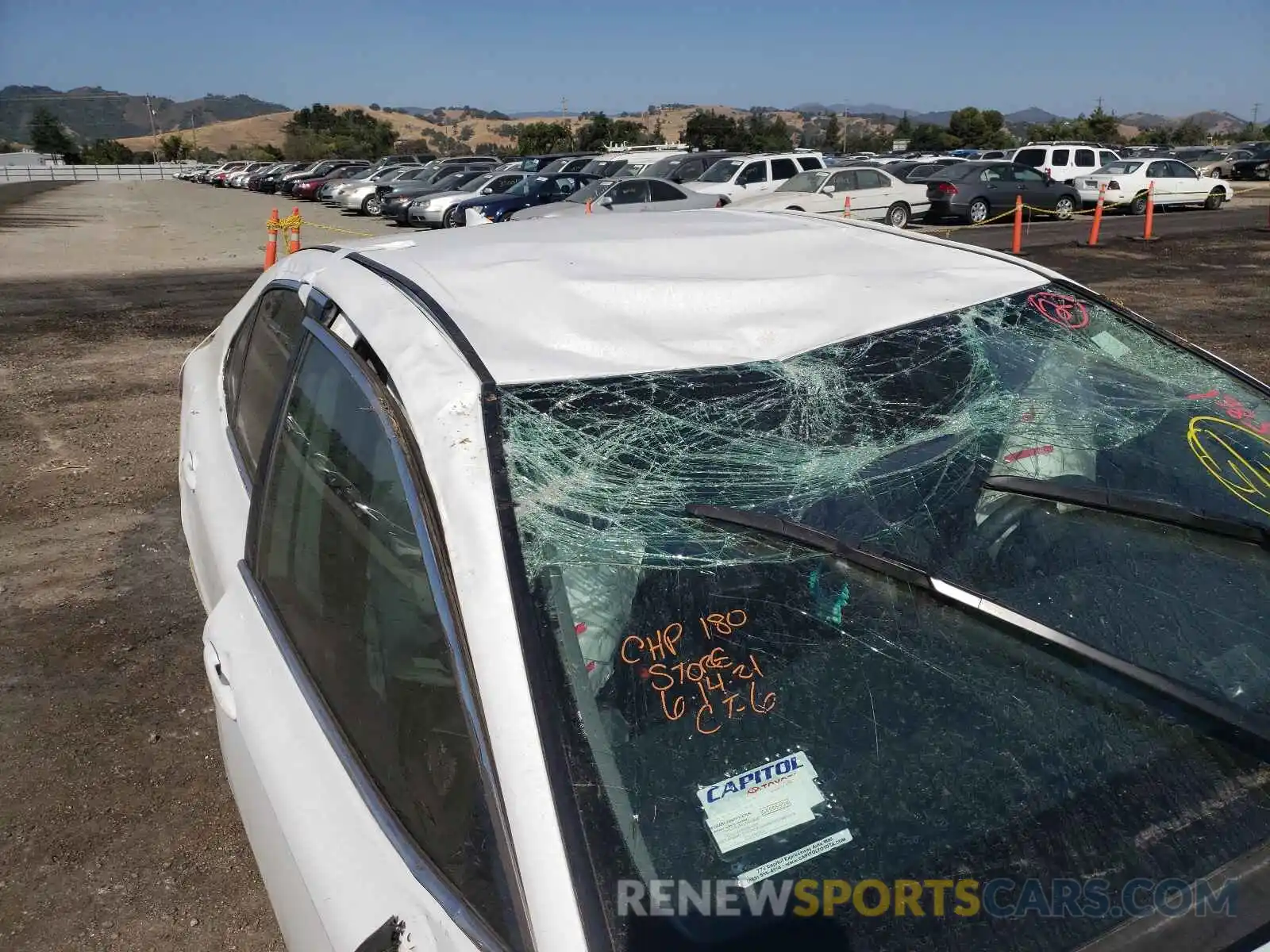 9 Photograph of a damaged car 4T1L11AK4LU964268 TOYOTA CAMRY 2020