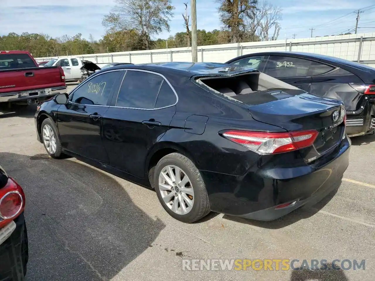 3 Photograph of a damaged car 4T1L11AK5LU399755 TOYOTA CAMRY 2020