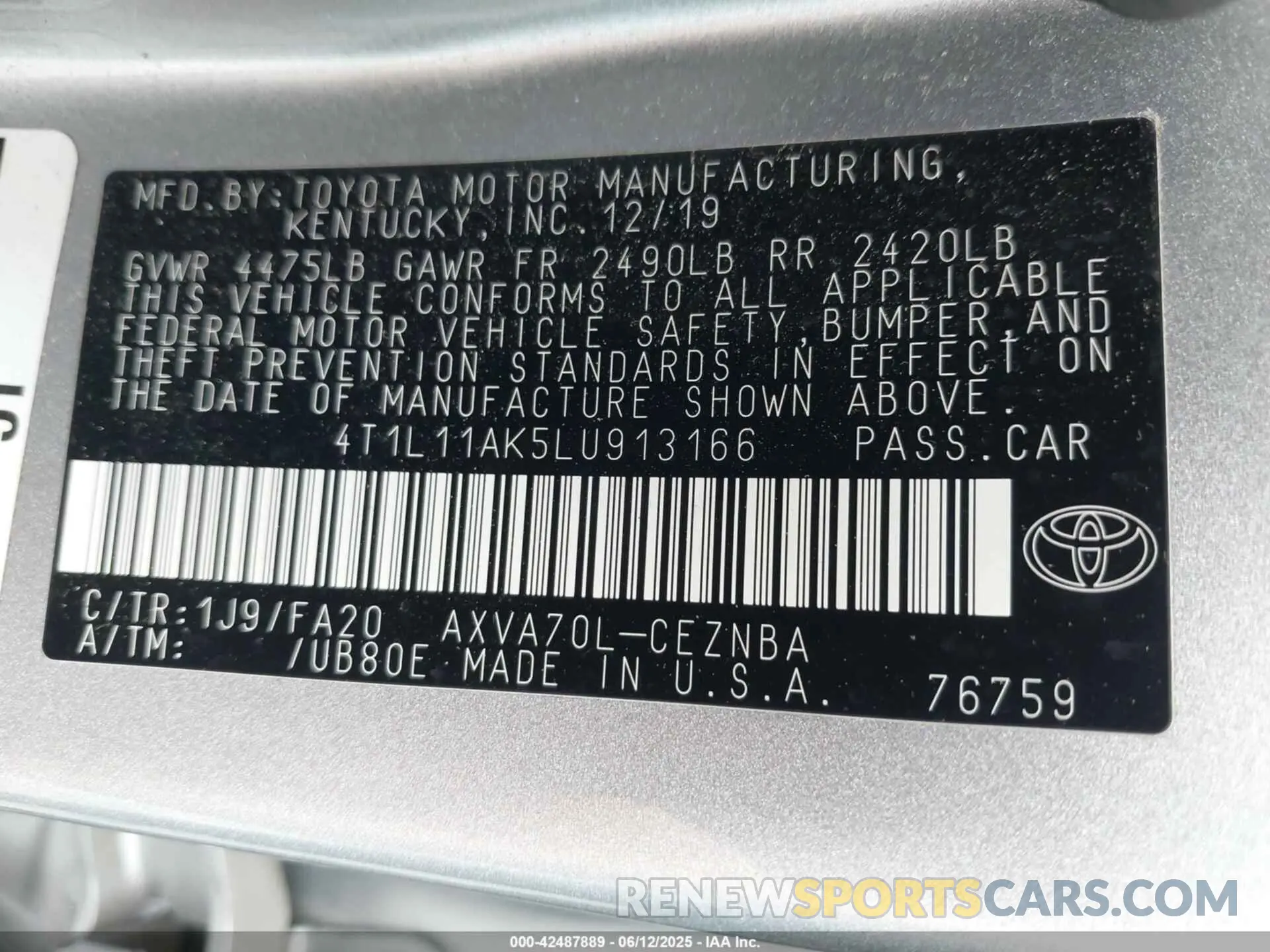 9 Photograph of a damaged car 4T1L11AK5LU913166 TOYOTA CAMRY 2020