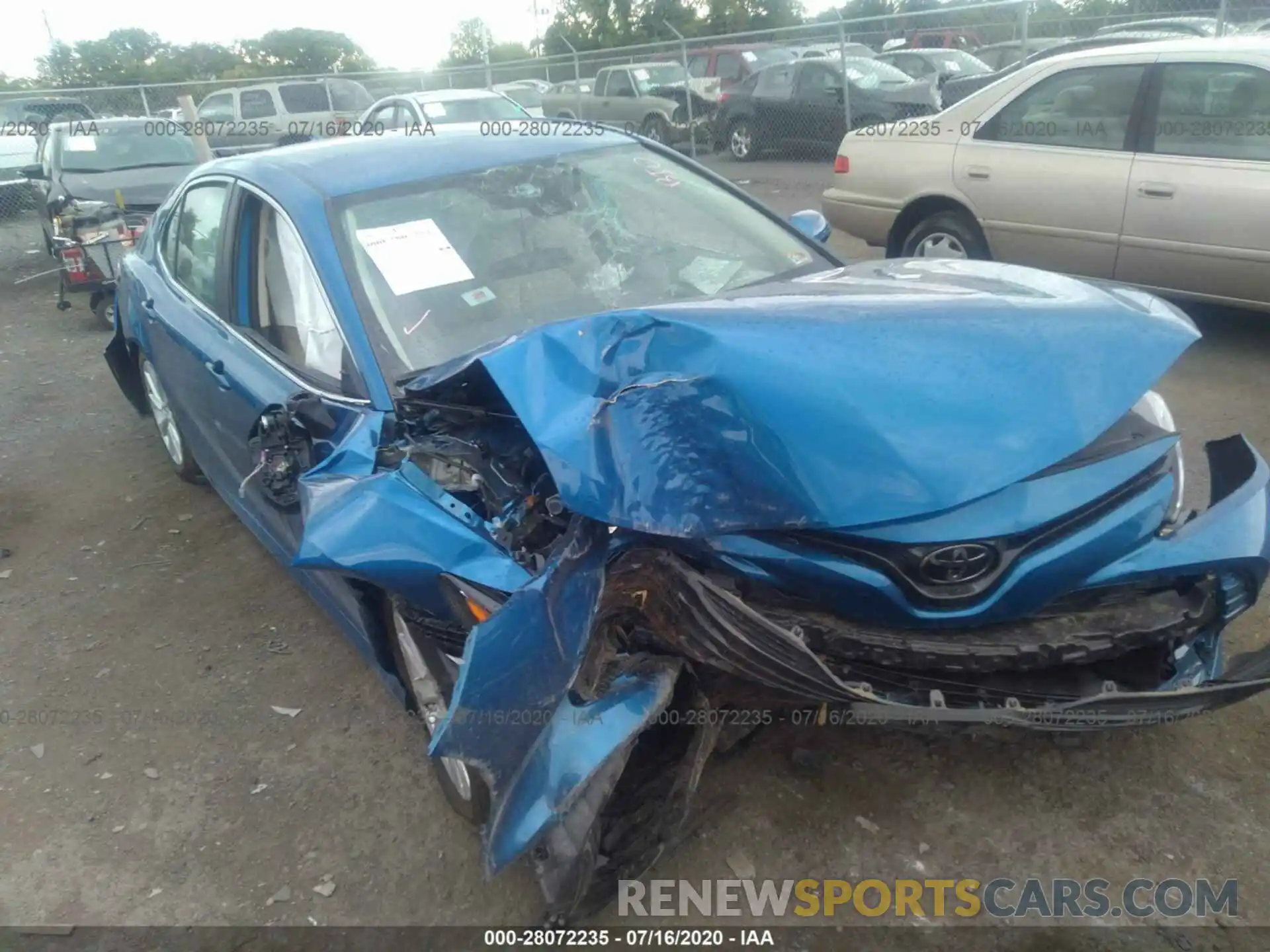 6 Photograph of a damaged car 4T1L11AK6LU316690 TOYOTA CAMRY 2020