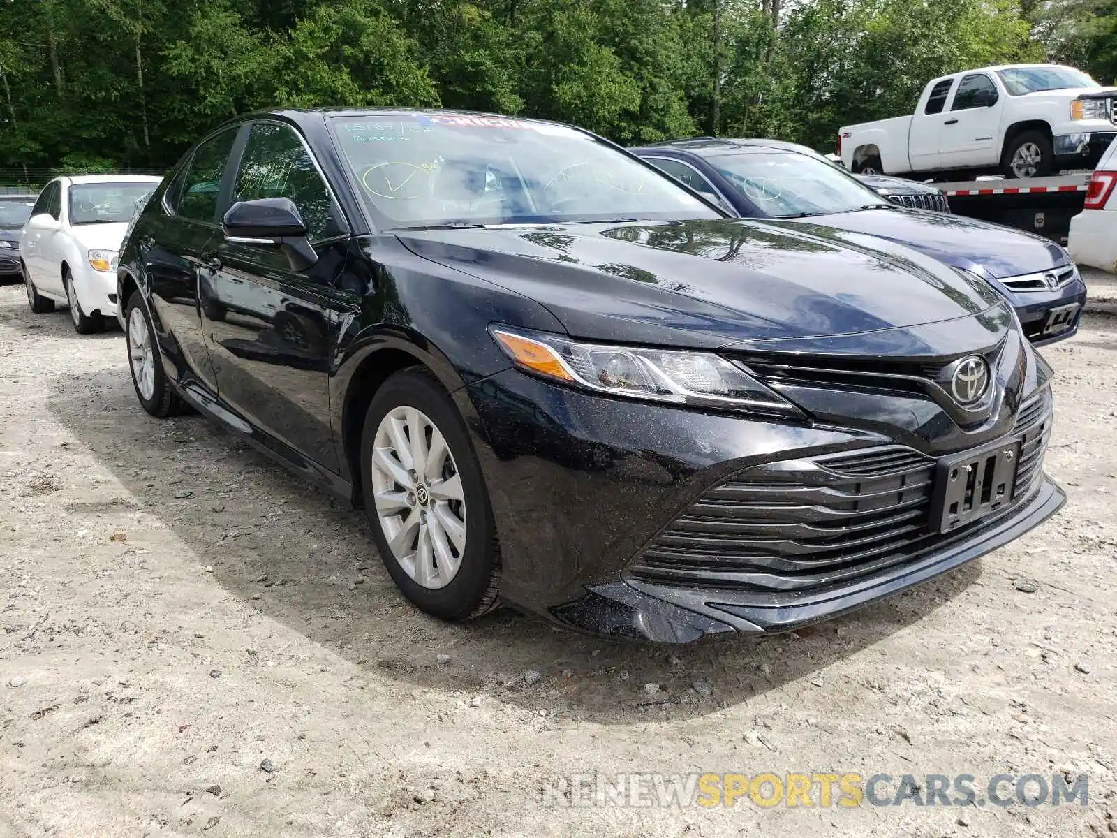 1 Photograph of a damaged car 4T1L11AK6LU397979 TOYOTA CAMRY 2020