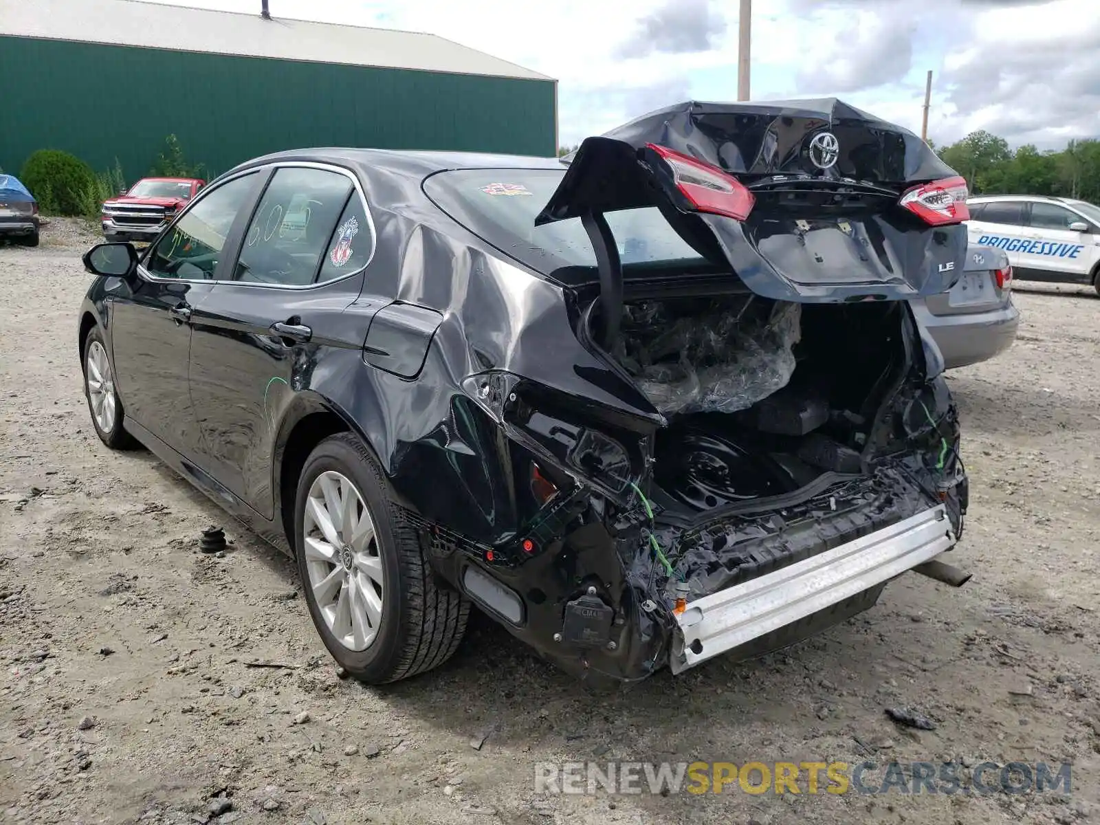 3 Photograph of a damaged car 4T1L11AK6LU397979 TOYOTA CAMRY 2020