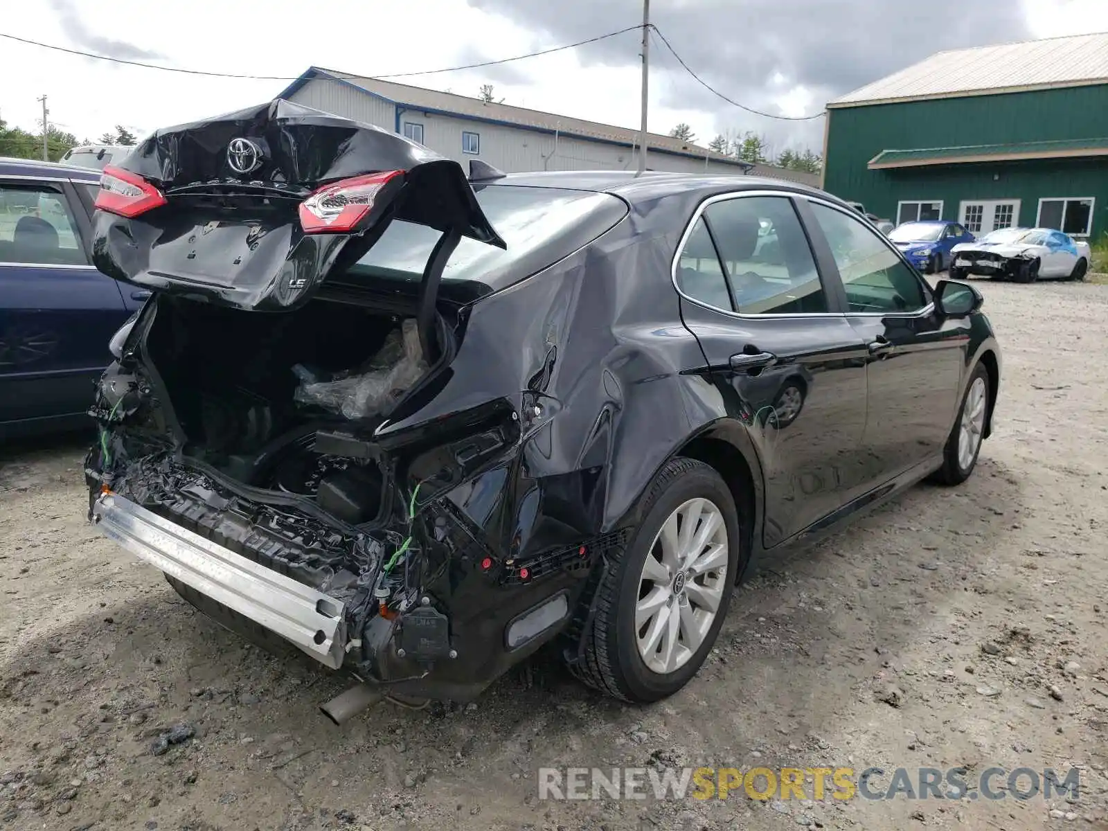 4 Photograph of a damaged car 4T1L11AK6LU397979 TOYOTA CAMRY 2020