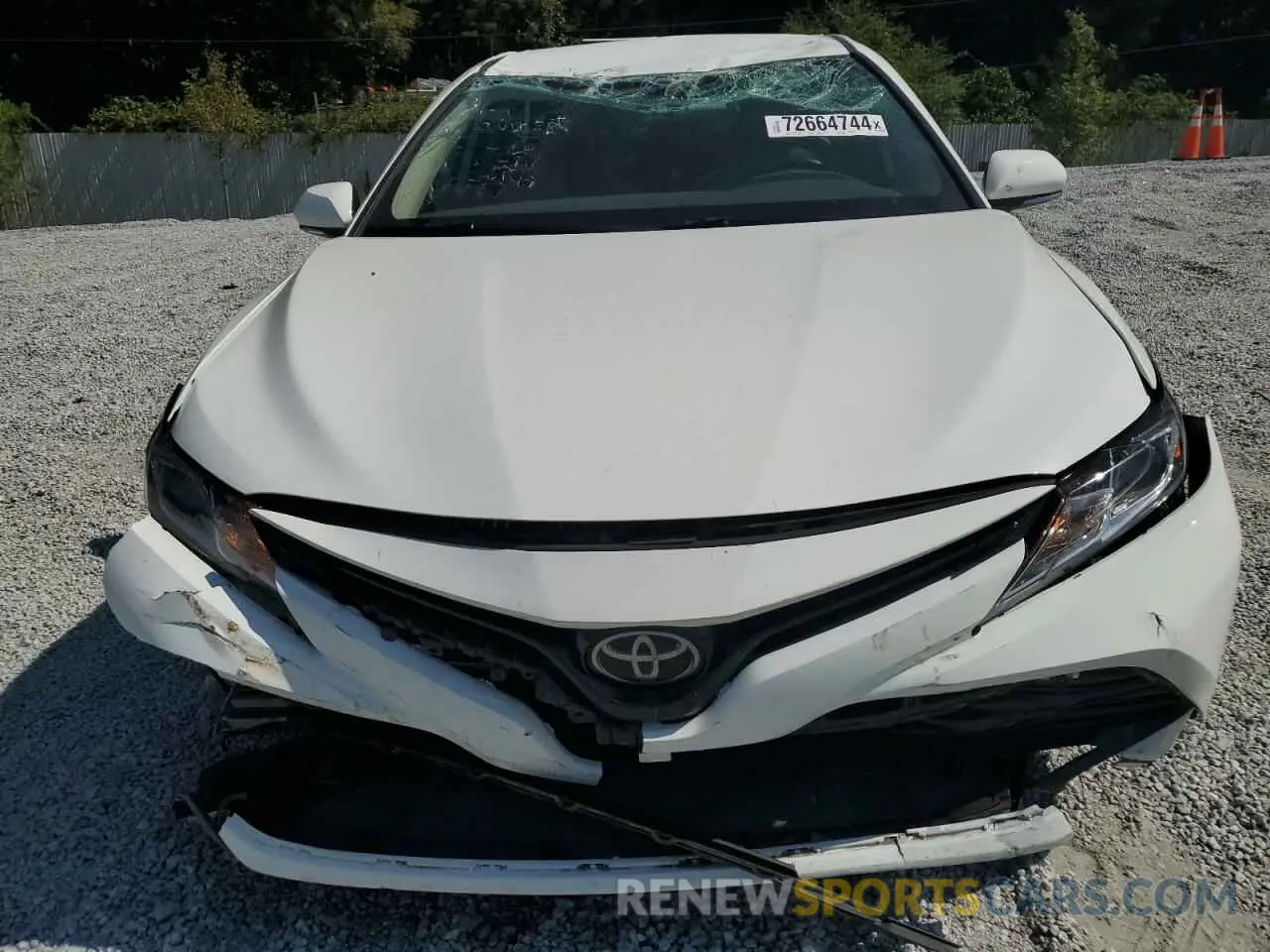 5 Photograph of a damaged car 4T1L11AK6LU900443 TOYOTA CAMRY 2020