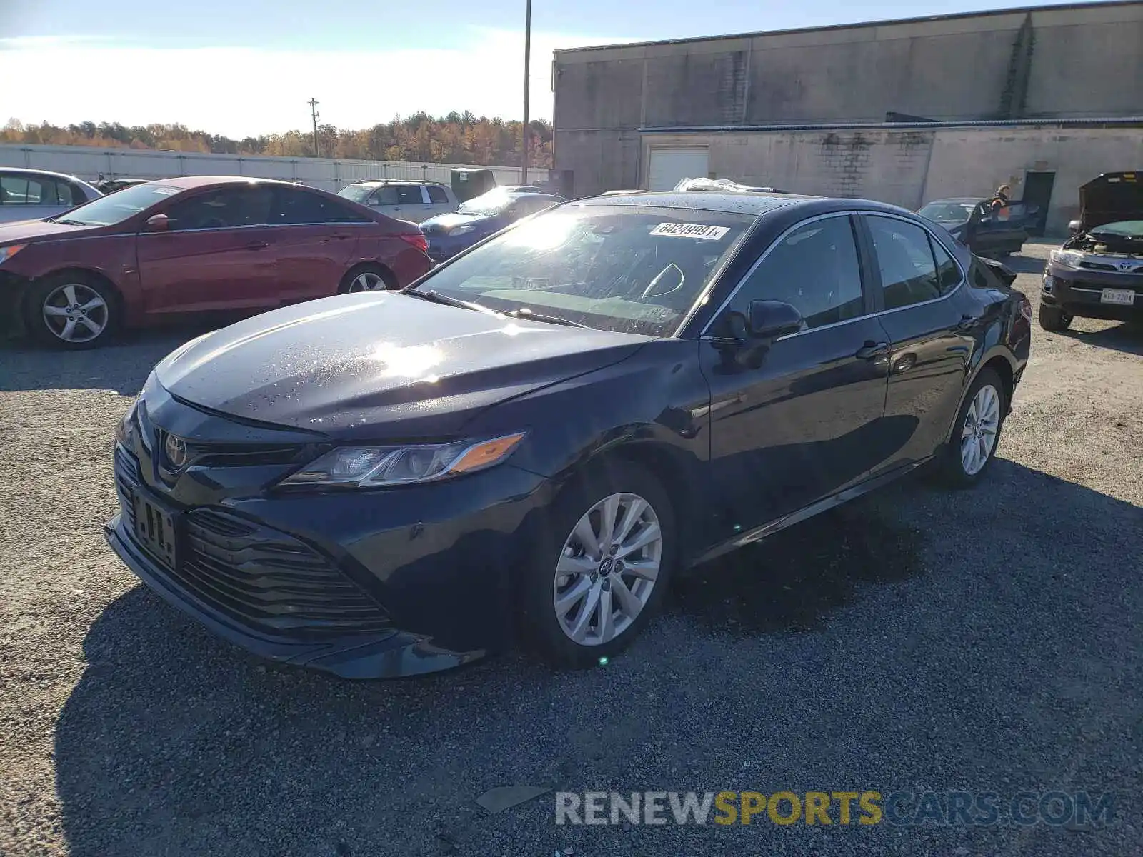 2 Photograph of a damaged car 4T1L11AK6LU909577 TOYOTA CAMRY 2020