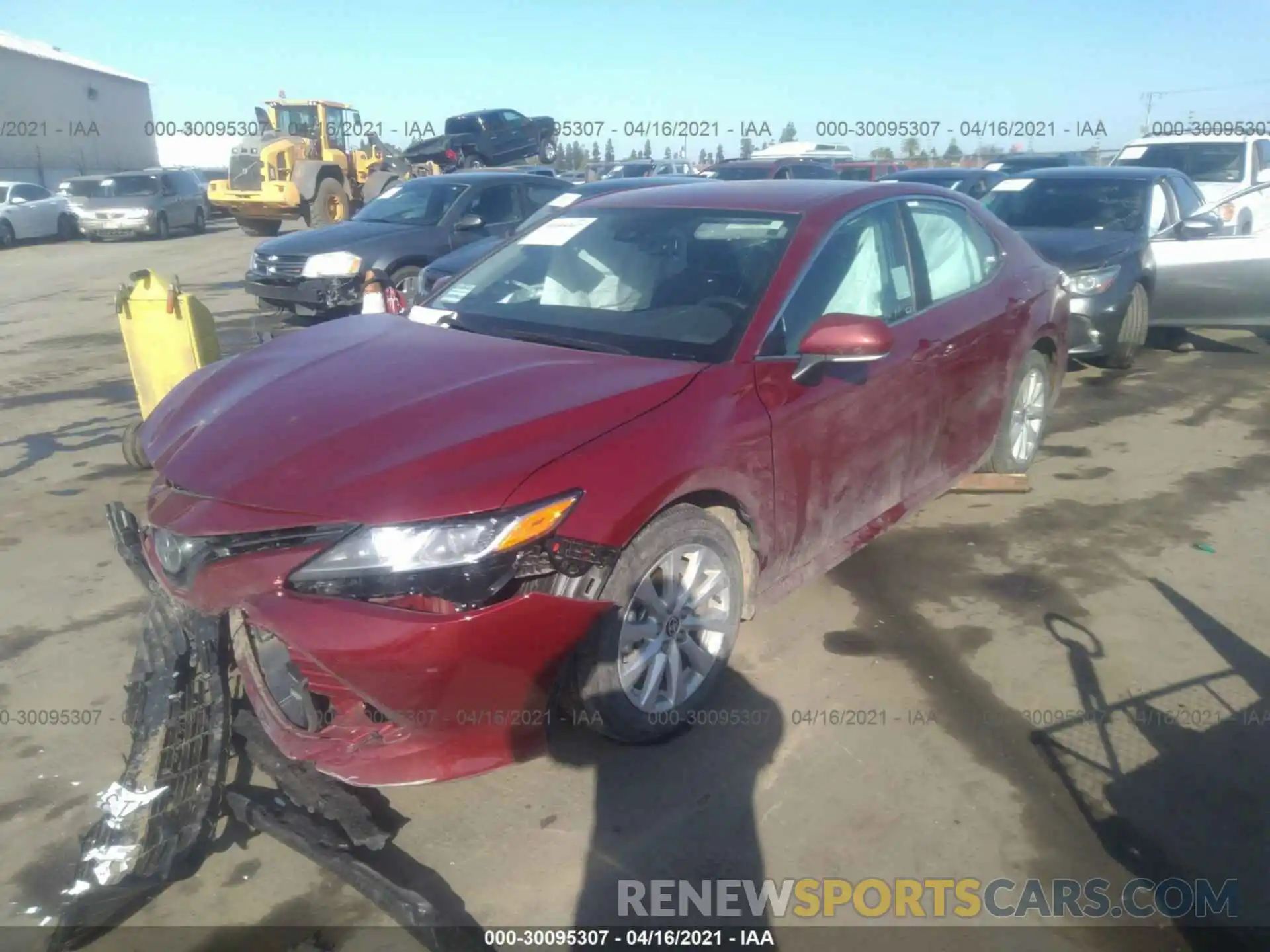 2 Photograph of a damaged car 4T1L11AK6LU949996 TOYOTA CAMRY 2020