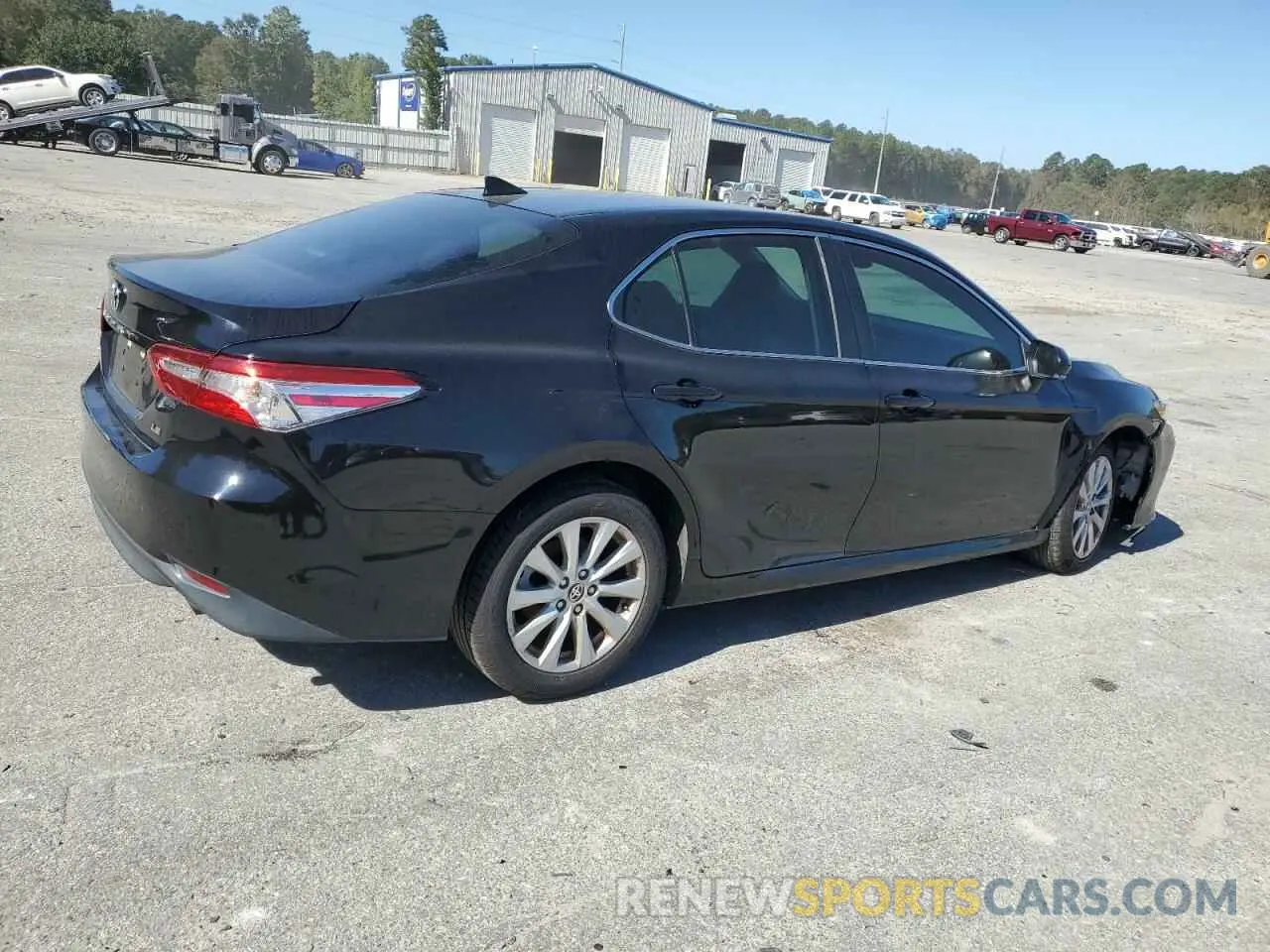 3 Photograph of a damaged car 4T1L11AK6LU999376 TOYOTA CAMRY 2020