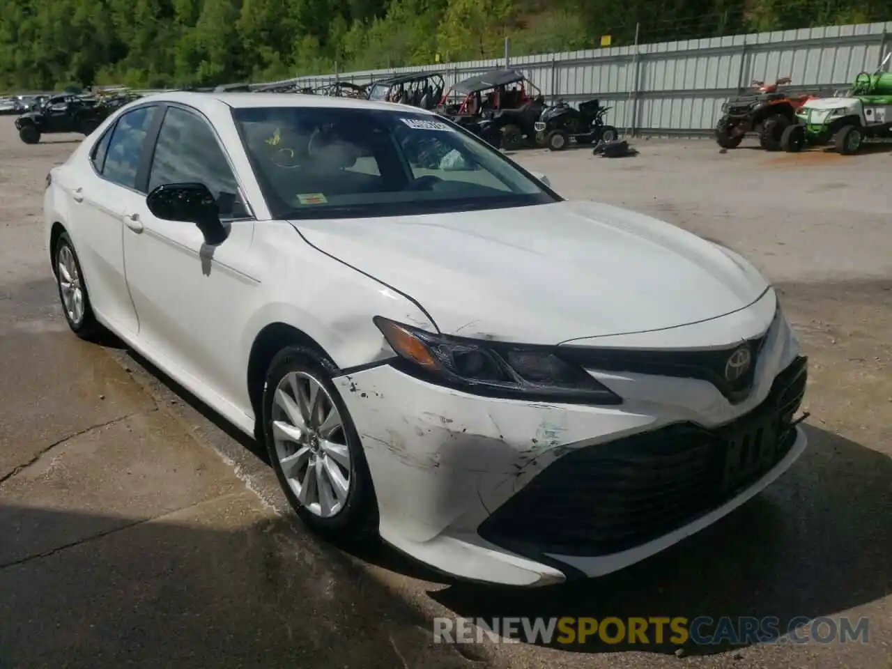 1 Photograph of a damaged car 4T1L11AK7LU919938 TOYOTA CAMRY 2020