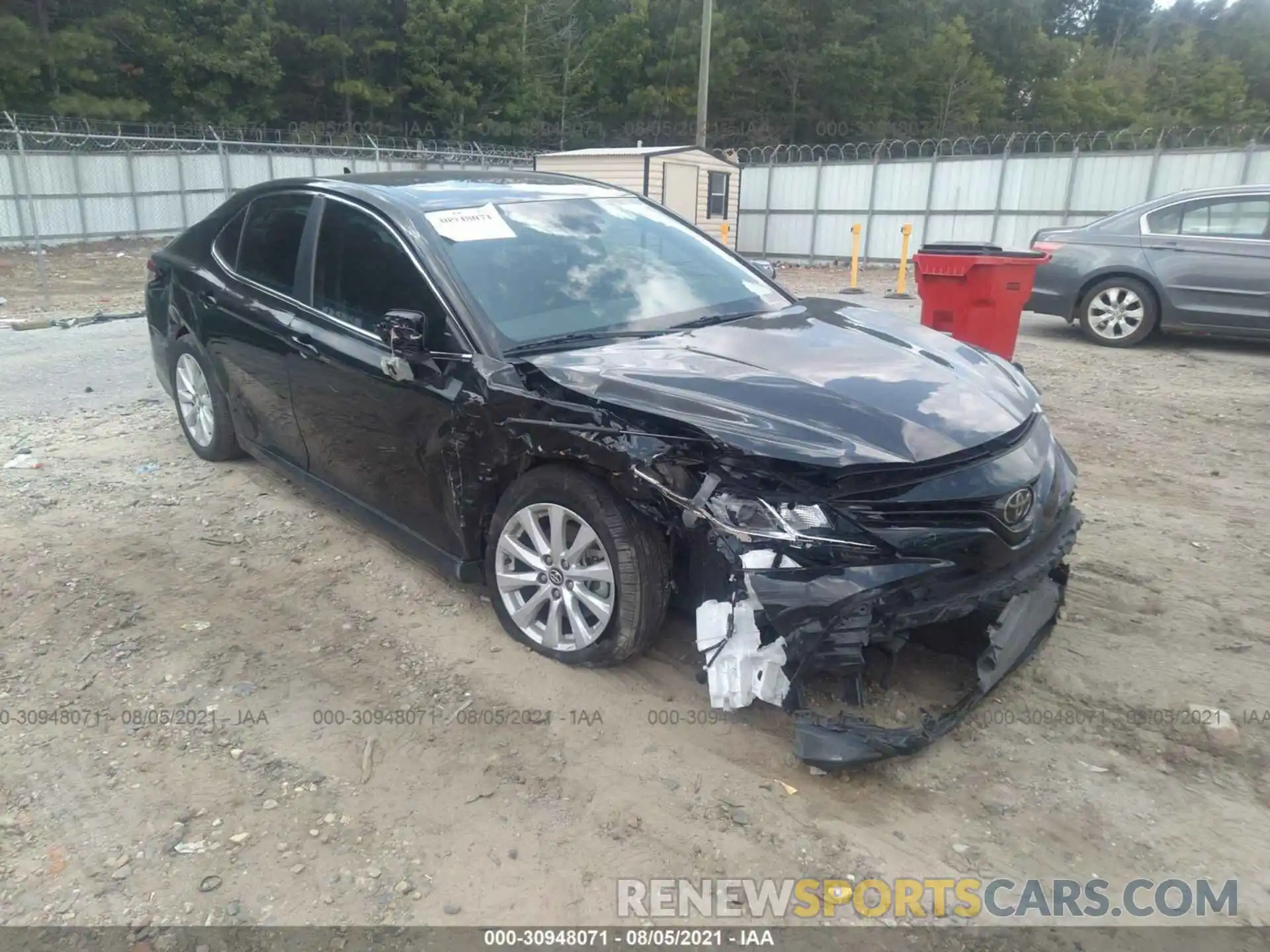 6 Photograph of a damaged car 4T1L11AK7LU945018 TOYOTA CAMRY 2020