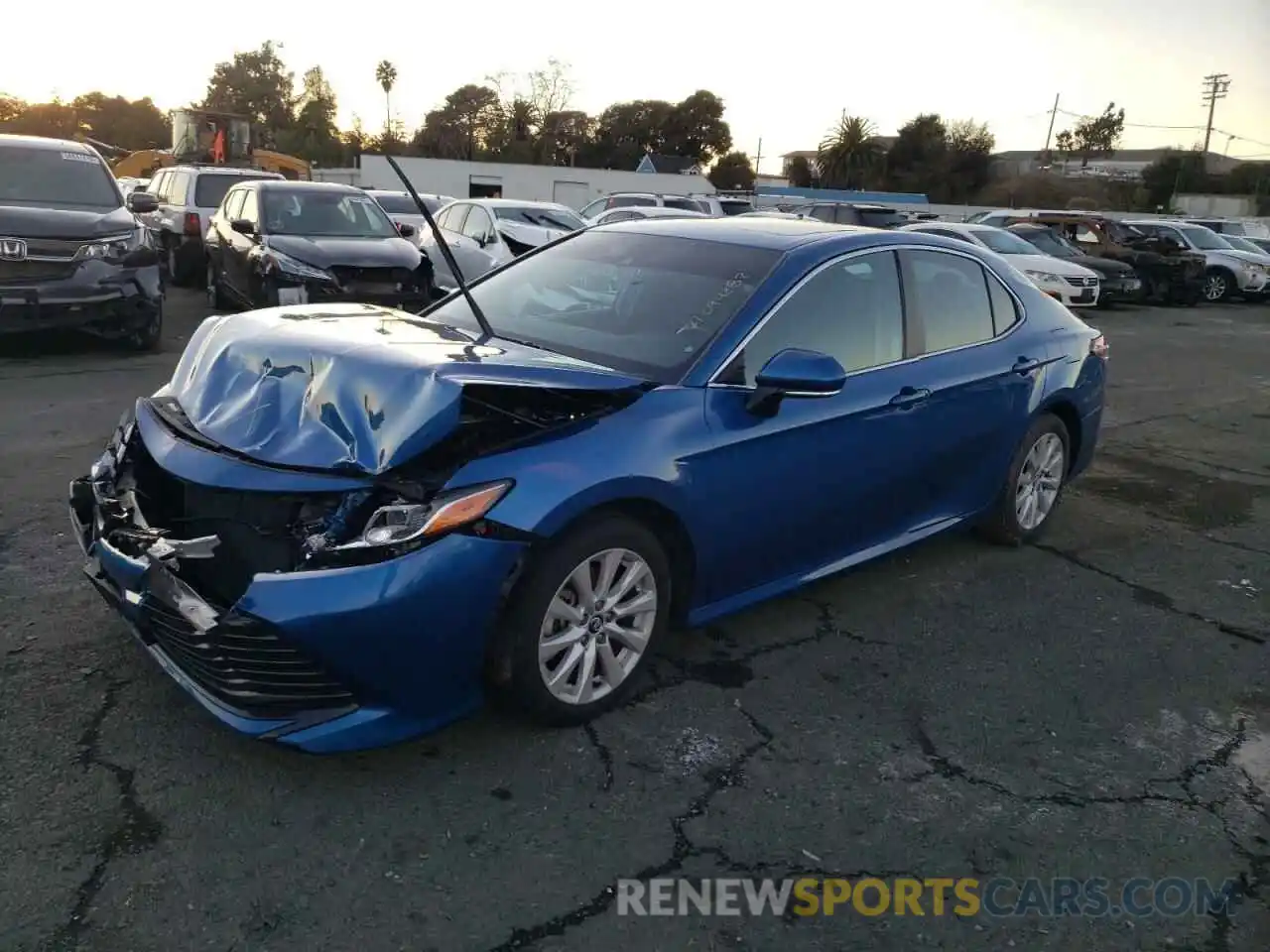 1 Photograph of a damaged car 4T1L11AK8LU326802 TOYOTA CAMRY 2020