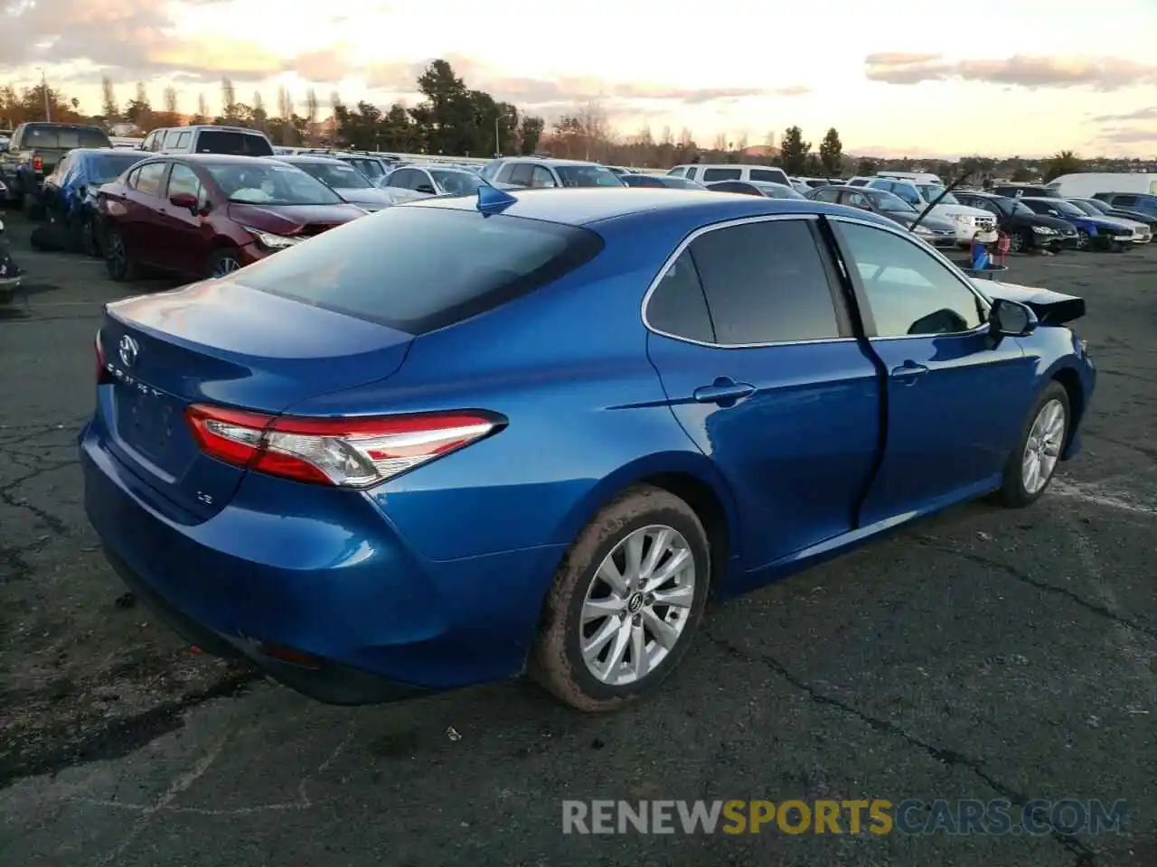 3 Photograph of a damaged car 4T1L11AK8LU326802 TOYOTA CAMRY 2020