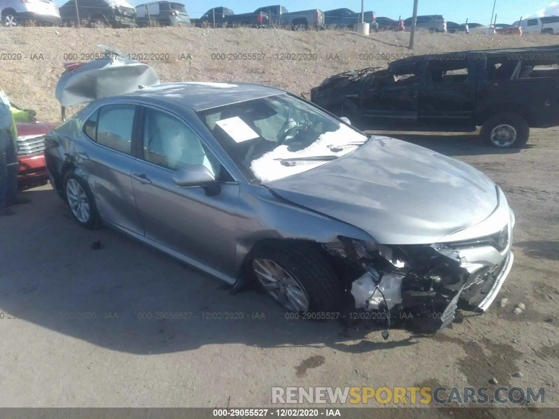 1 Photograph of a damaged car 4T1L11AK8LU901920 TOYOTA CAMRY 2020