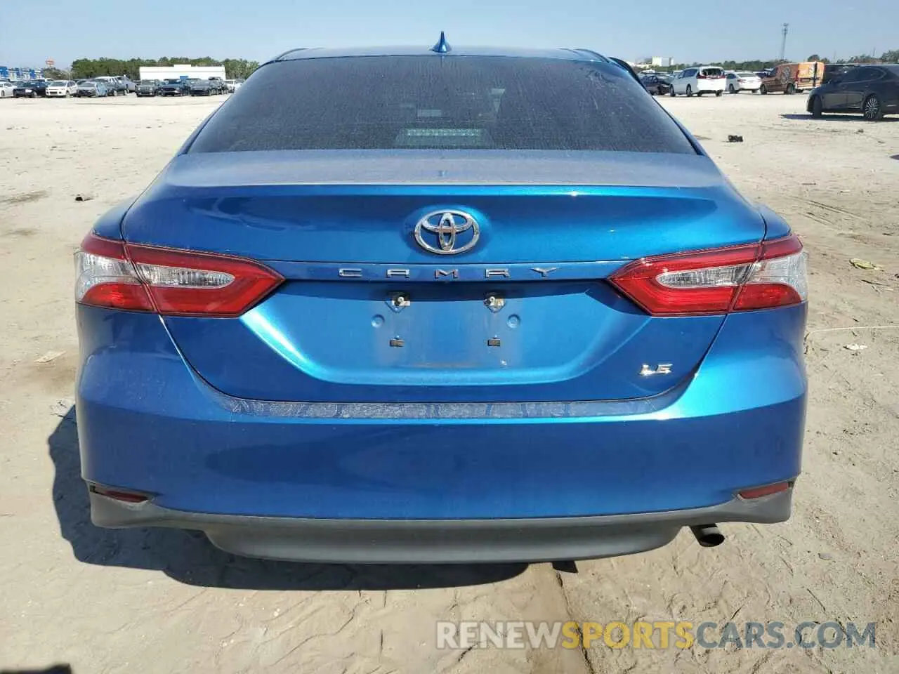 6 Photograph of a damaged car 4T1L11AKXLU378223 TOYOTA CAMRY 2020