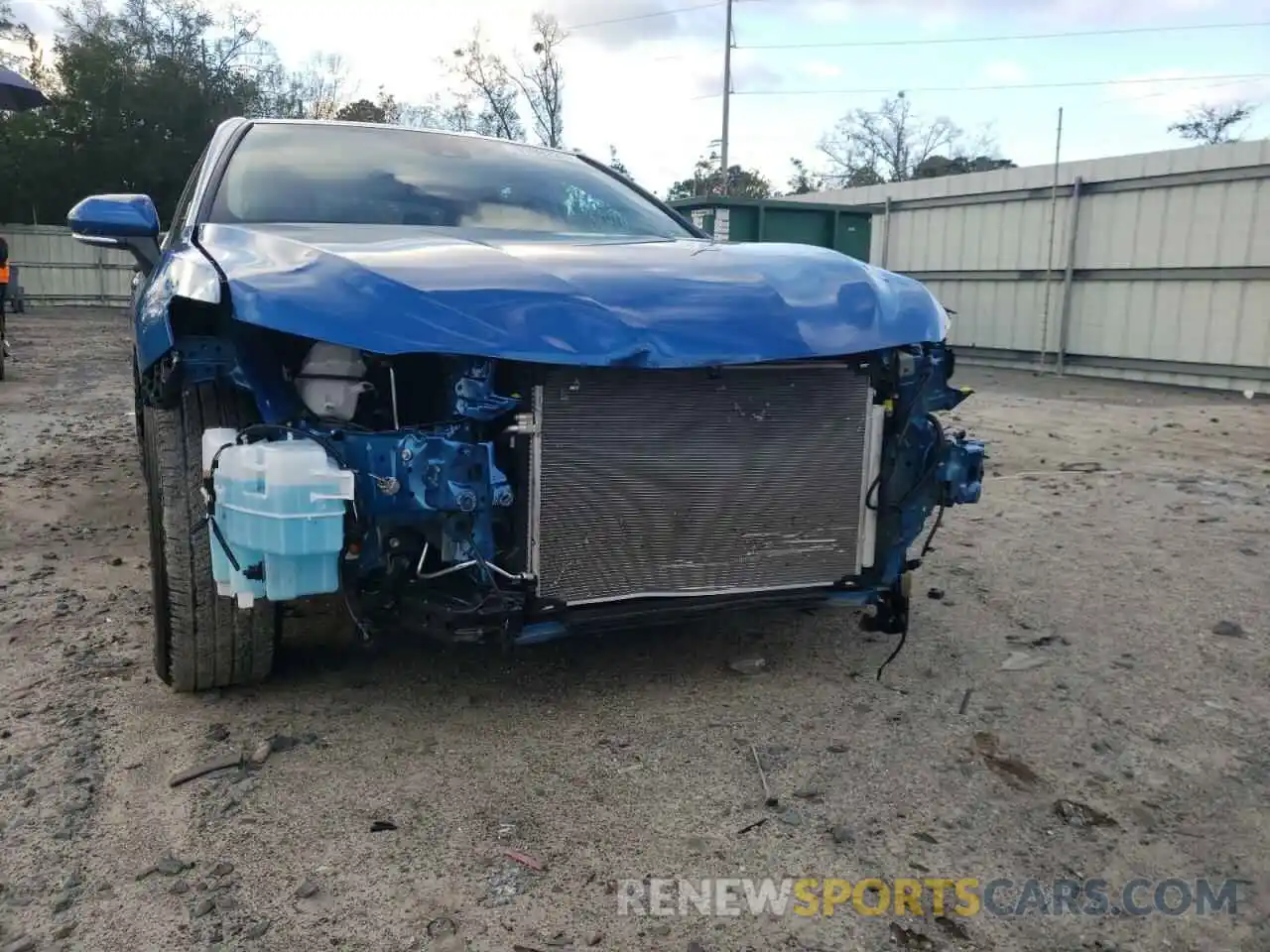 9 Photograph of a damaged car 4T1L11AKXLU380831 TOYOTA CAMRY 2020