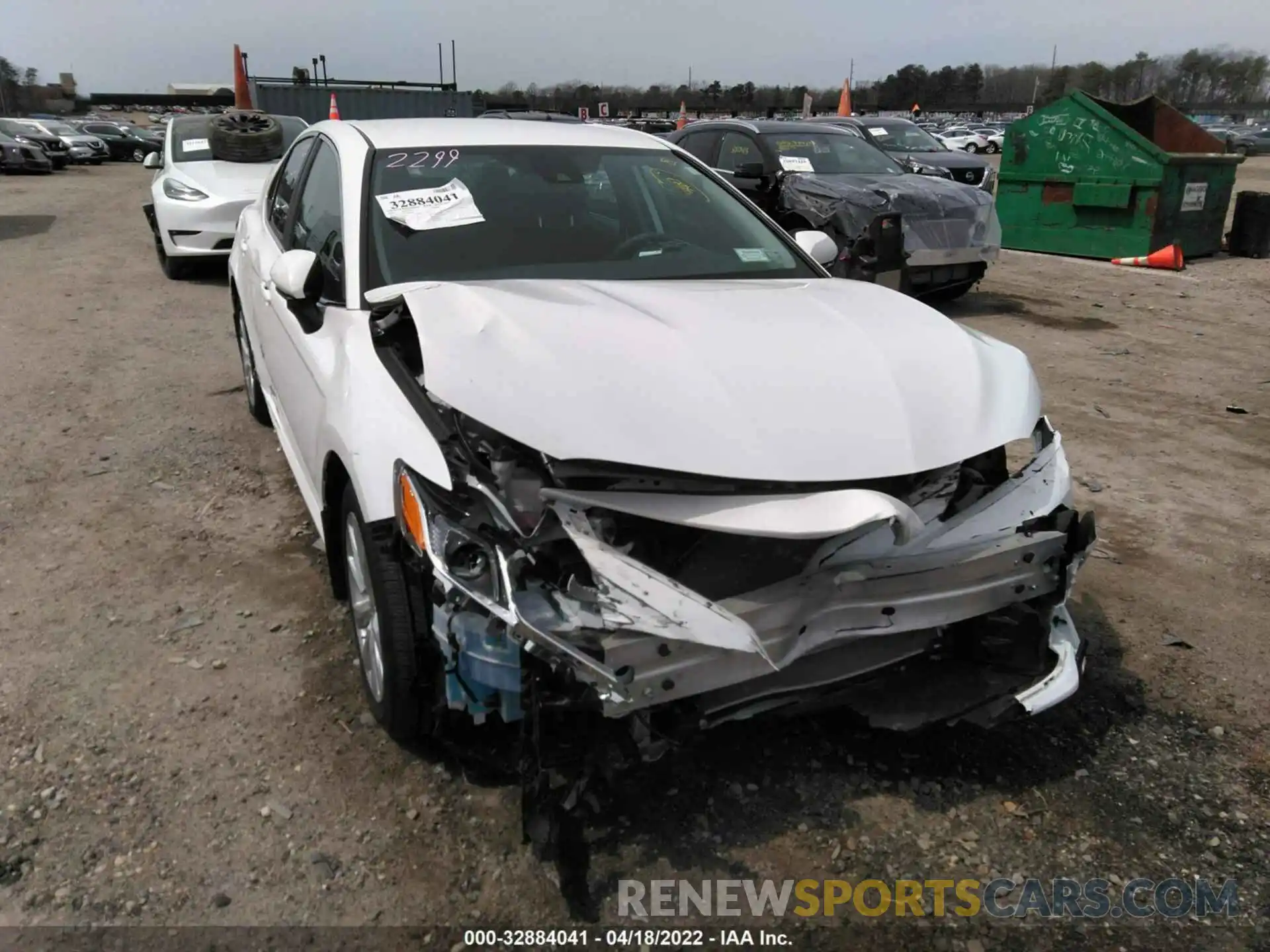 6 Photograph of a damaged car 4T1L11BK1LU006591 TOYOTA CAMRY 2020