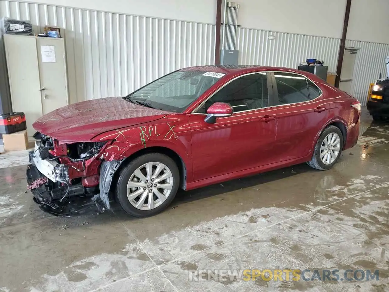 1 Photograph of a damaged car 4T1L11BK2LU002873 TOYOTA CAMRY 2020