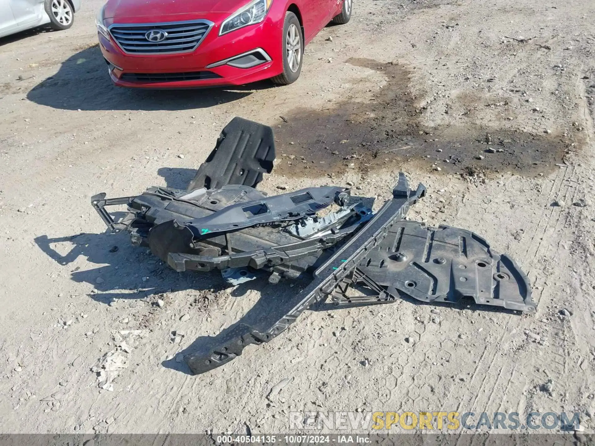 12 Photograph of a damaged car 4T1L11BK2LU006115 TOYOTA CAMRY 2020
