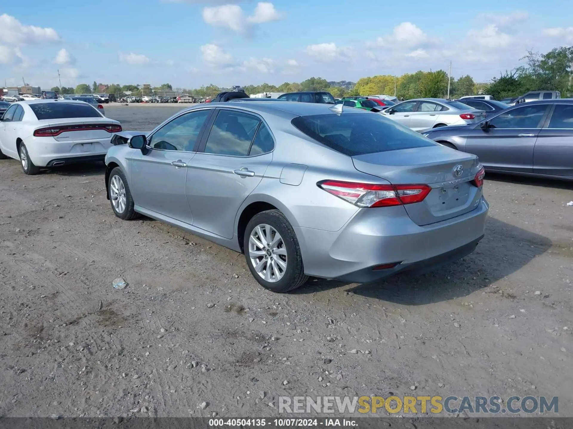 3 Photograph of a damaged car 4T1L11BK2LU006115 TOYOTA CAMRY 2020