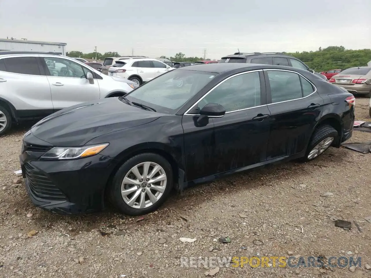 1 Photograph of a damaged car 4T1L11BK3LU015860 TOYOTA CAMRY 2020