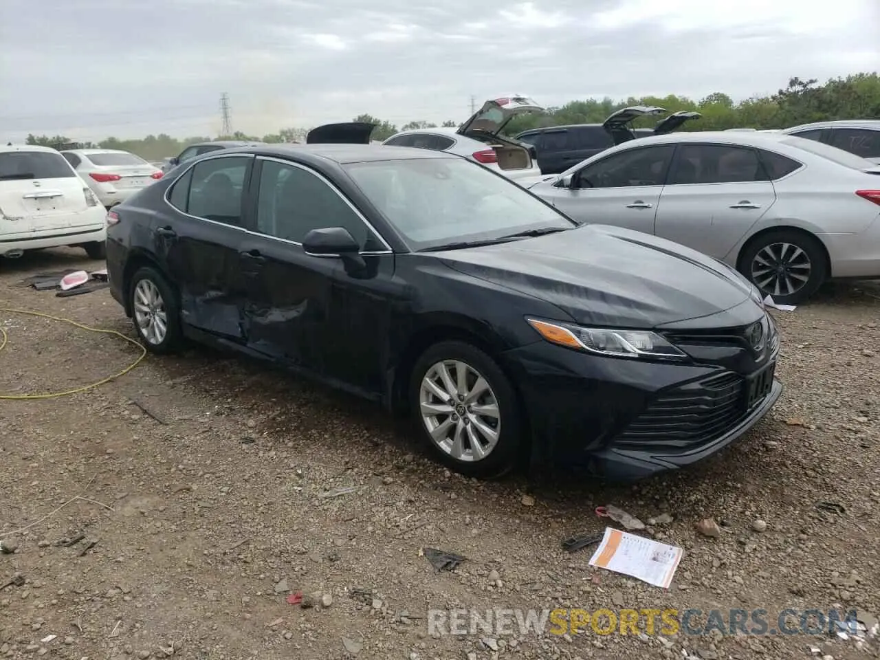 4 Photograph of a damaged car 4T1L11BK3LU015860 TOYOTA CAMRY 2020