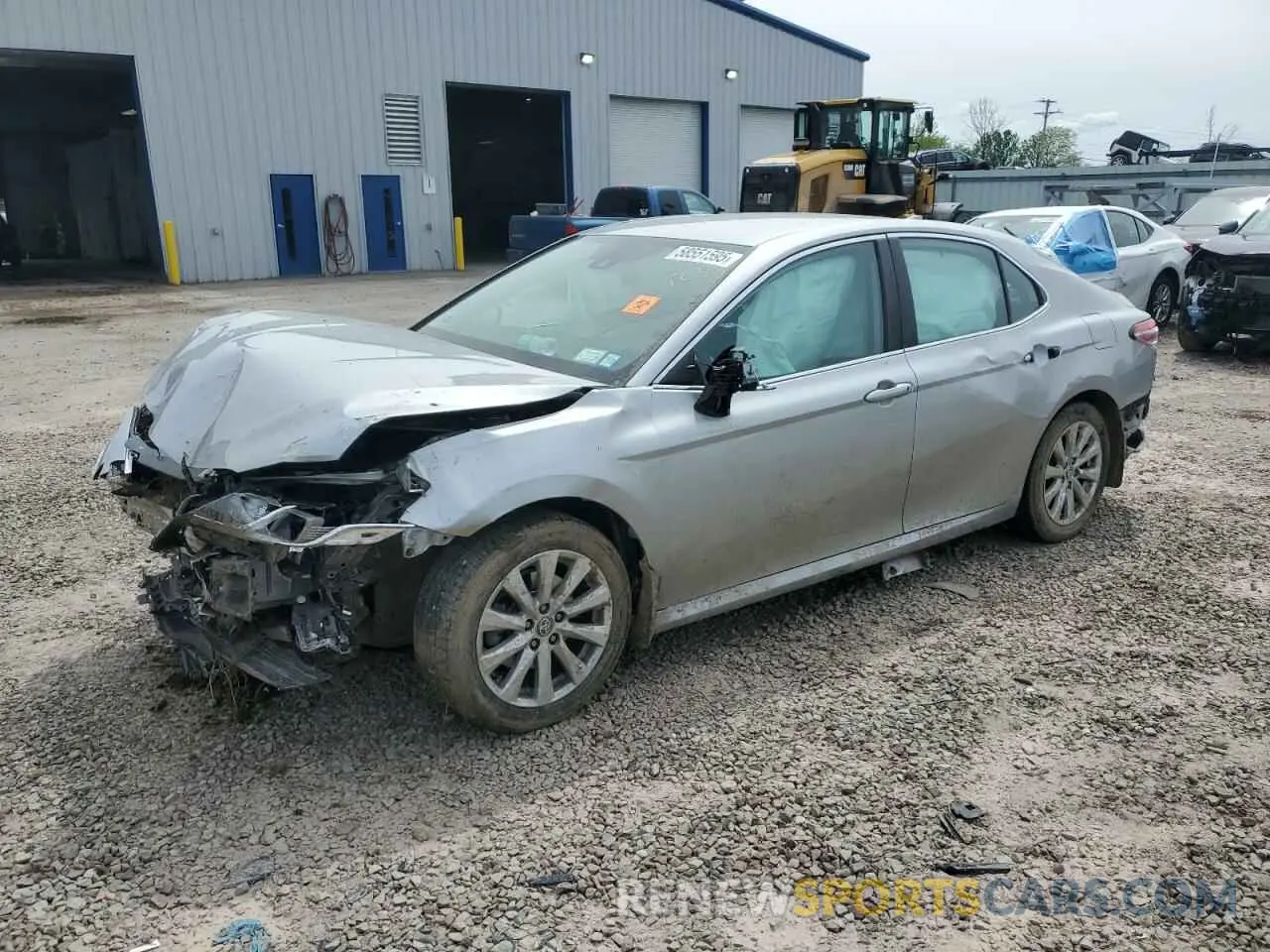 1 Photograph of a damaged car 4T1L11BK5LU018744 TOYOTA CAMRY 2020