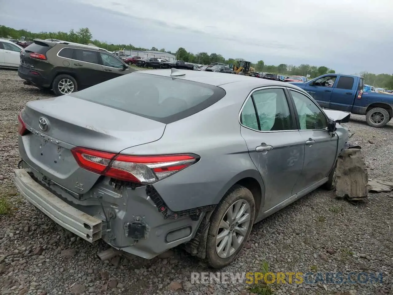 3 Photograph of a damaged car 4T1L11BK5LU018744 TOYOTA CAMRY 2020