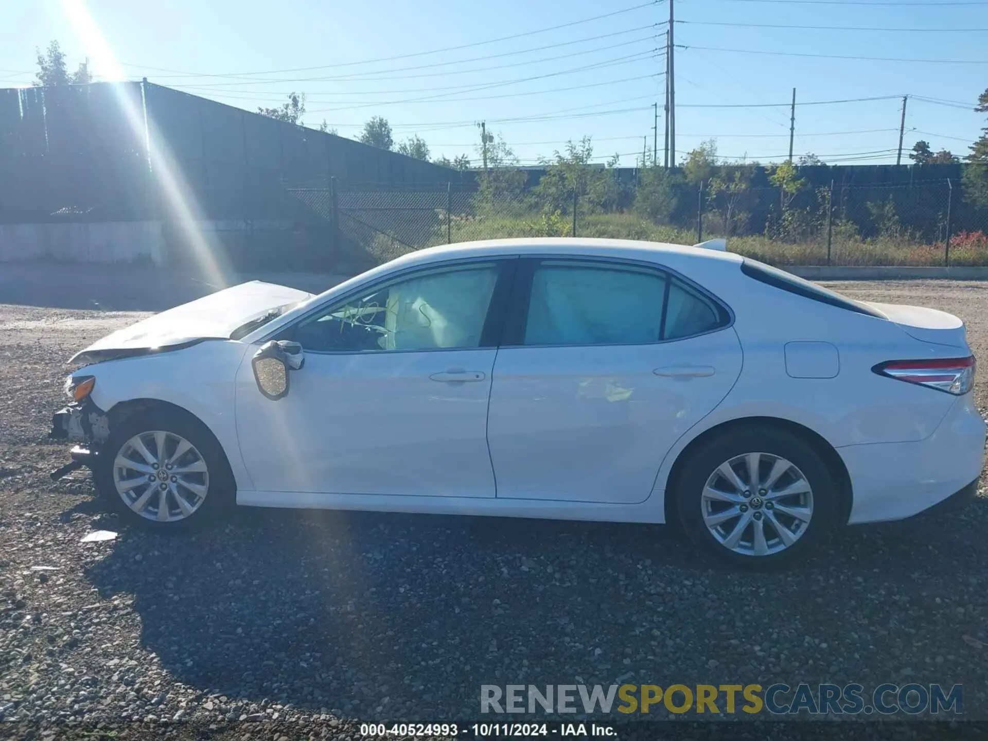 13 Photograph of a damaged car 4T1L11BK6LU011799 TOYOTA CAMRY 2020