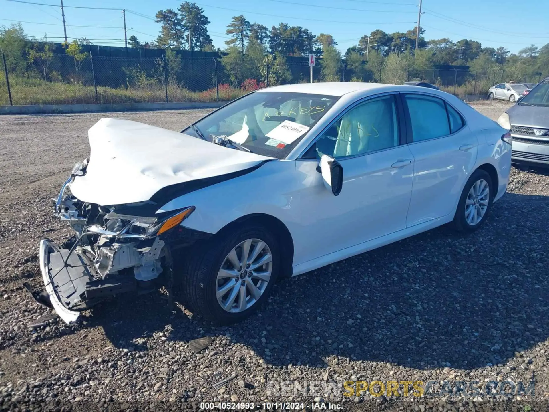 2 Photograph of a damaged car 4T1L11BK6LU011799 TOYOTA CAMRY 2020
