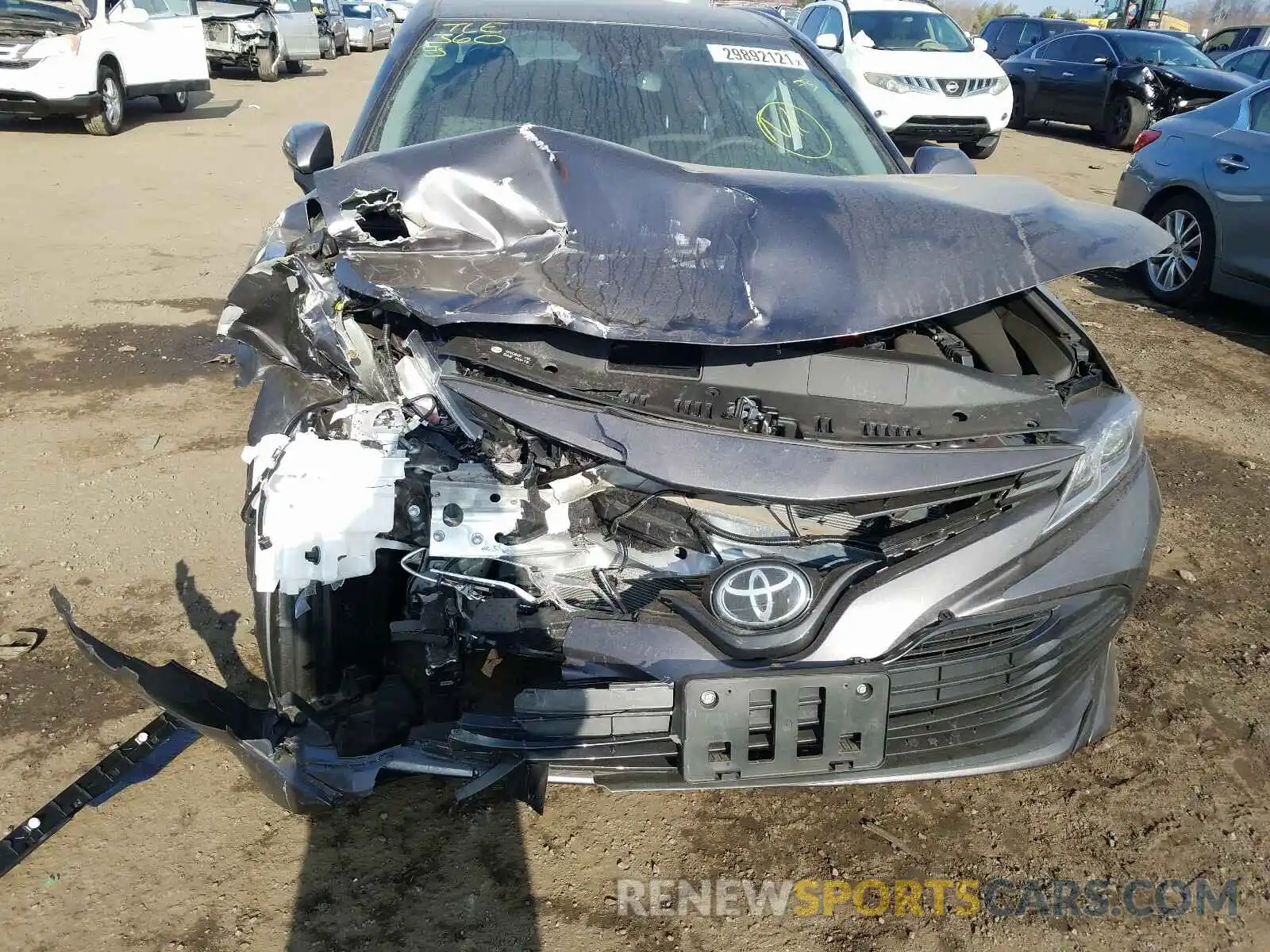 9 Photograph of a damaged car 4T1L11BK7LU001556 TOYOTA CAMRY 2020